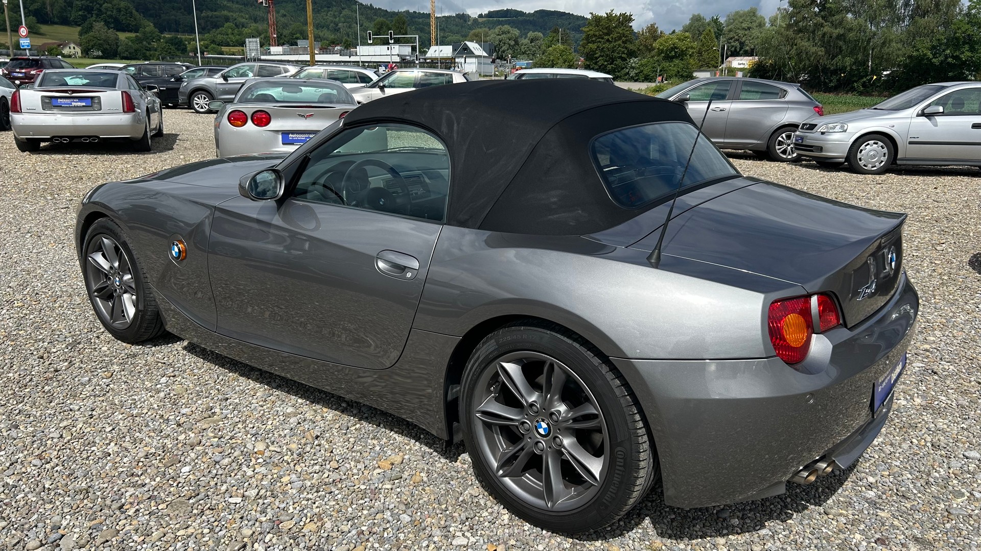 BMW Z4 2.5i Roadster-image-26