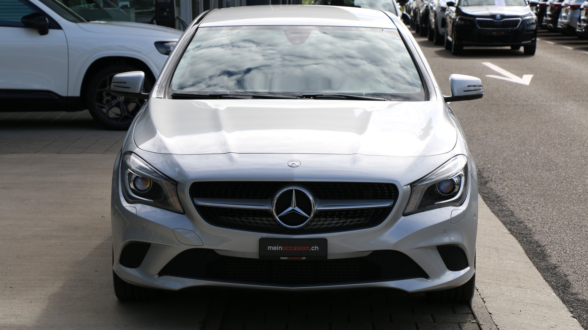 MERCEDES-BENZ CLA 200 Urban-image-6