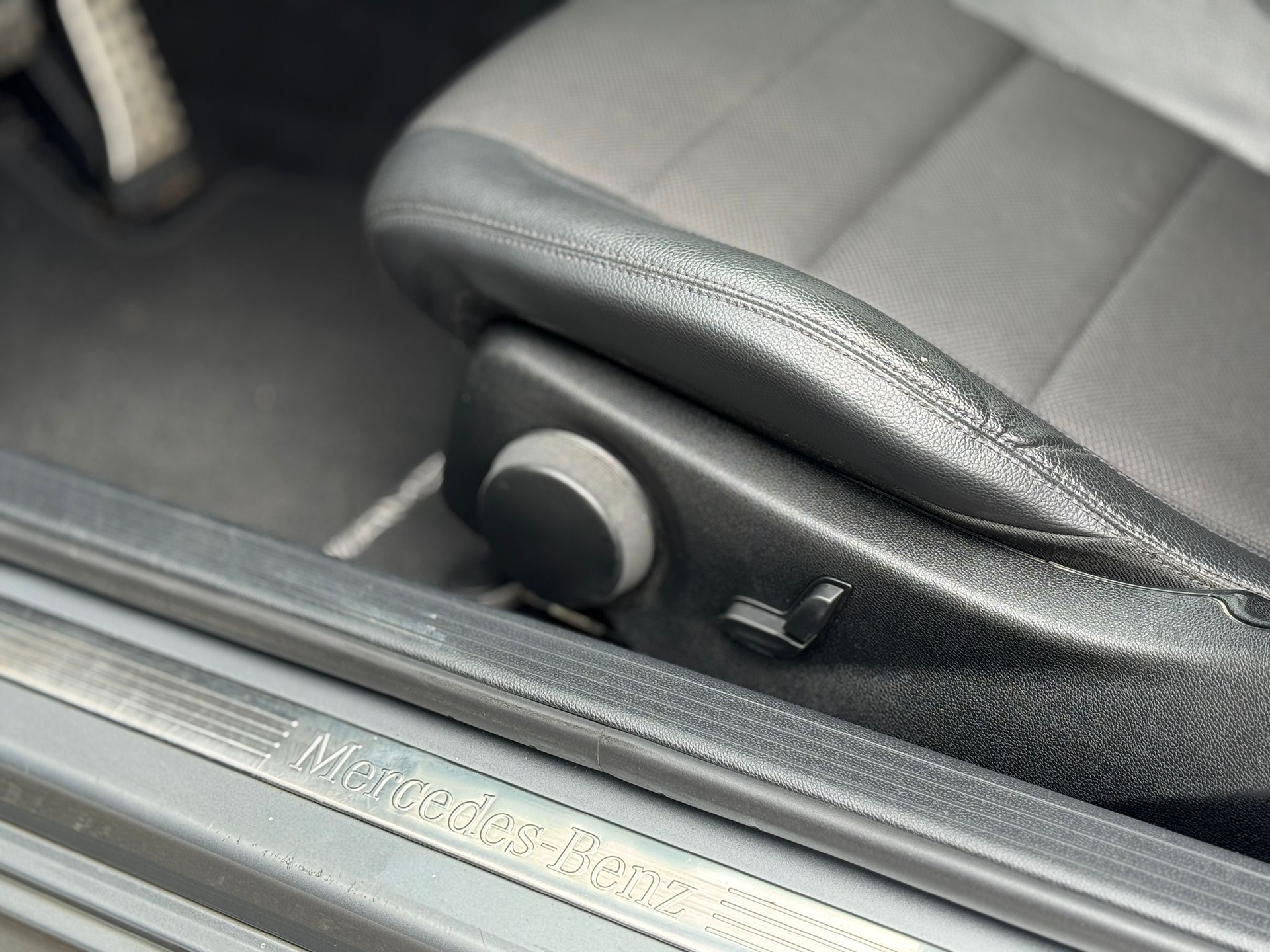 MERCEDES-BENZ C 250 Coupé 7G-Tronic-image-4