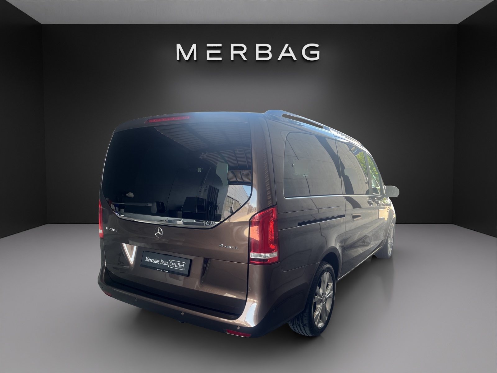 MERCEDES-BENZ V 250 d Swiss Edition lang 4Matic 7G-Tronic-image-5