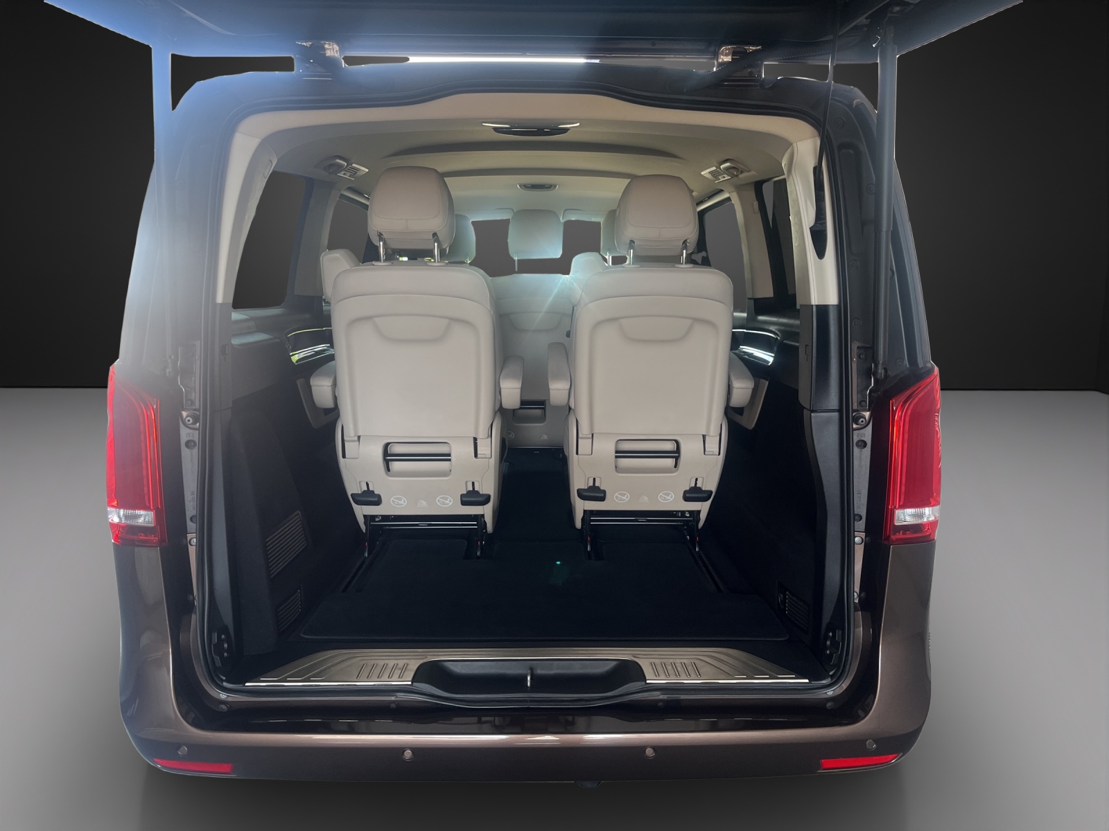 MERCEDES-BENZ V 250 d Swiss Edition lang 4Matic 7G-Tronic-image-10