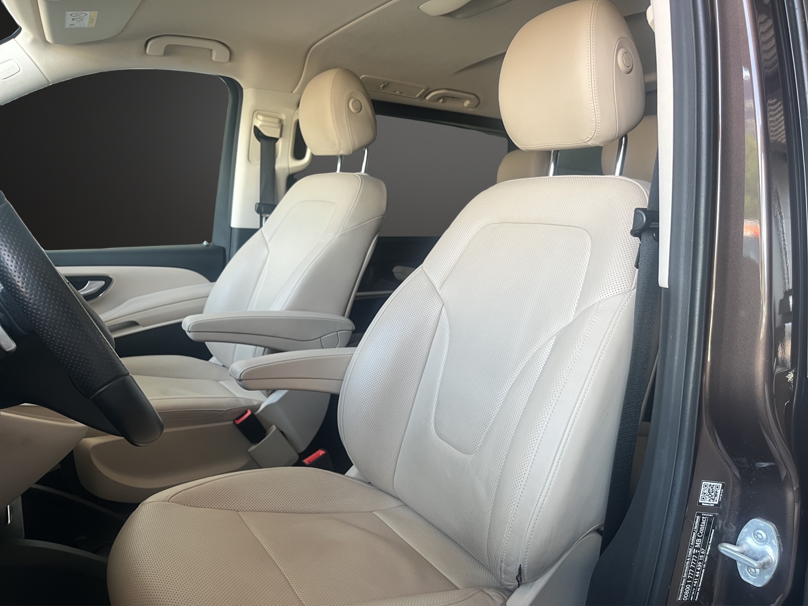 MERCEDES-BENZ V 250 d Swiss Edition lang 4Matic 7G-Tronic-image-13