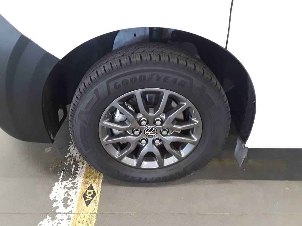 VW Transporter 2.0 TDI Automat *TOP AUSSTATTUNG*-image-5