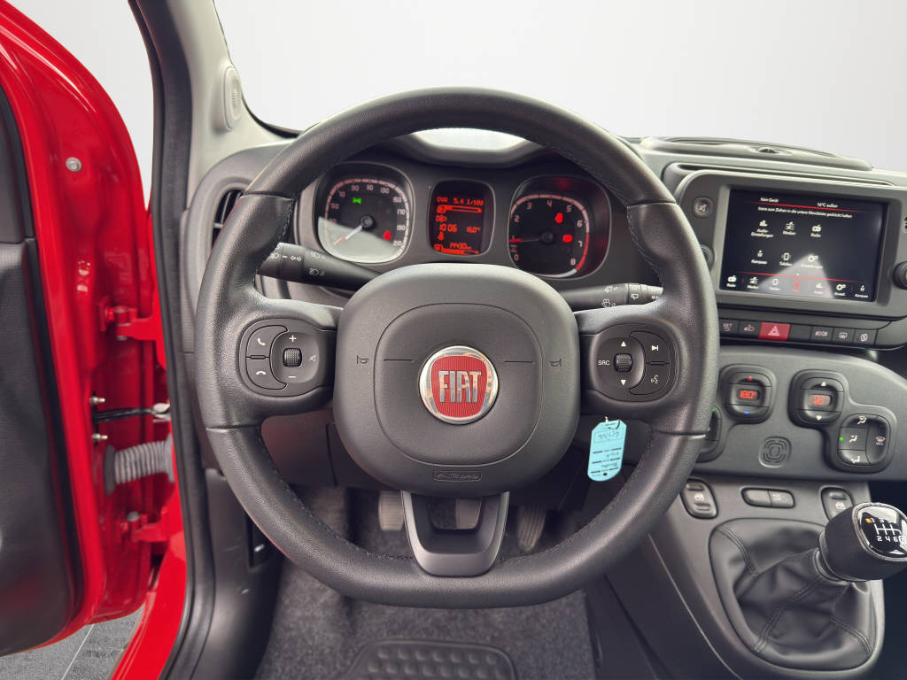 FIAT Panda 1.0 Hybrid Cross-image-9