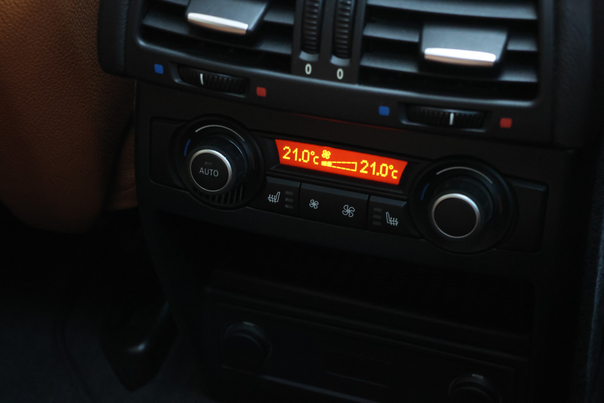 BMW X5 xDrive M Steptronic-image-12