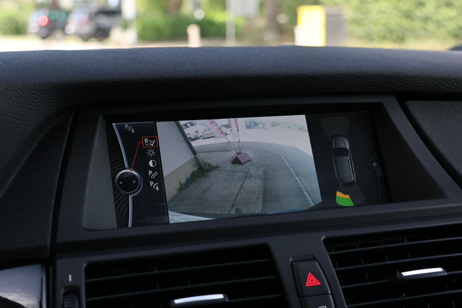 BMW X5 xDrive M Steptronic-image-16