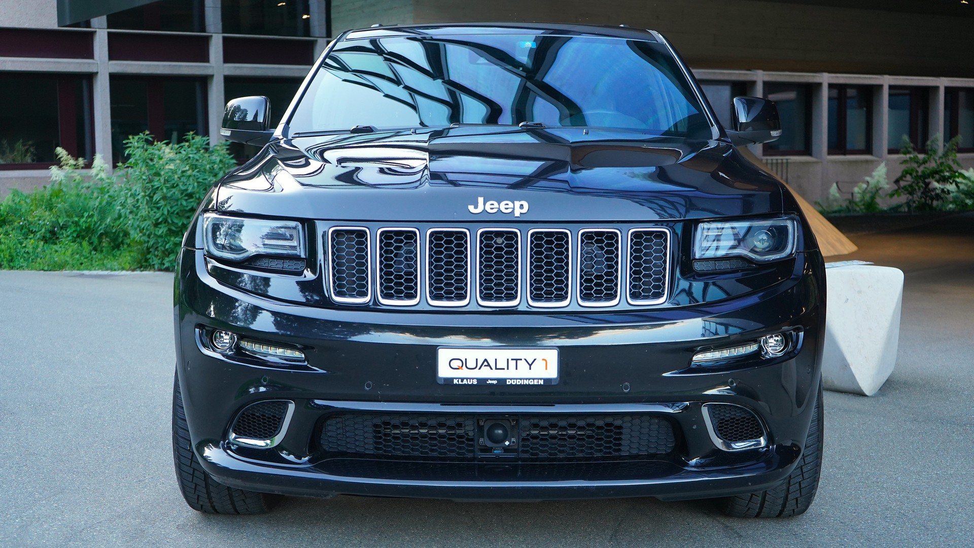 JEEP Grand Cherokee 6.4 V8 HEMI SRT8 Automatic-image-1