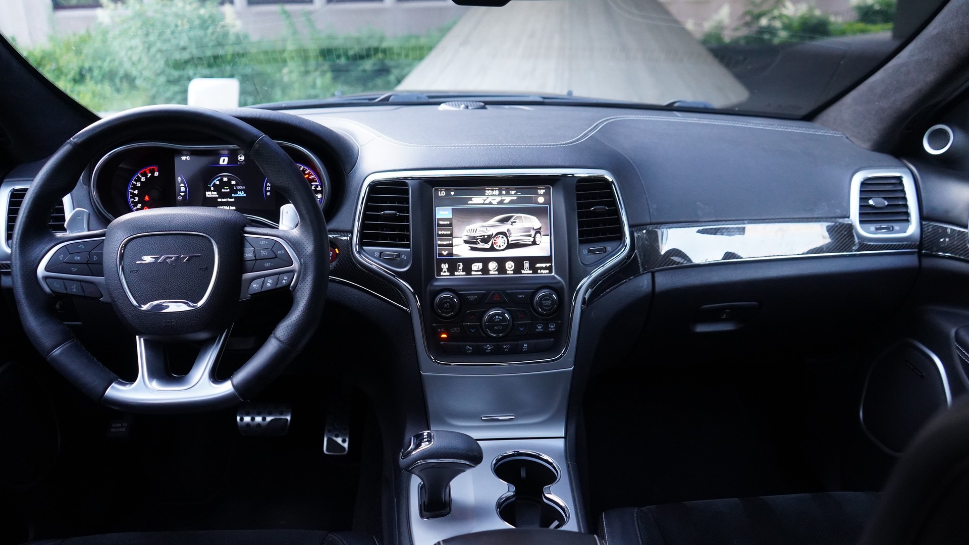 JEEP Grand Cherokee 6.4 V8 HEMI SRT8 Automatic-image-7