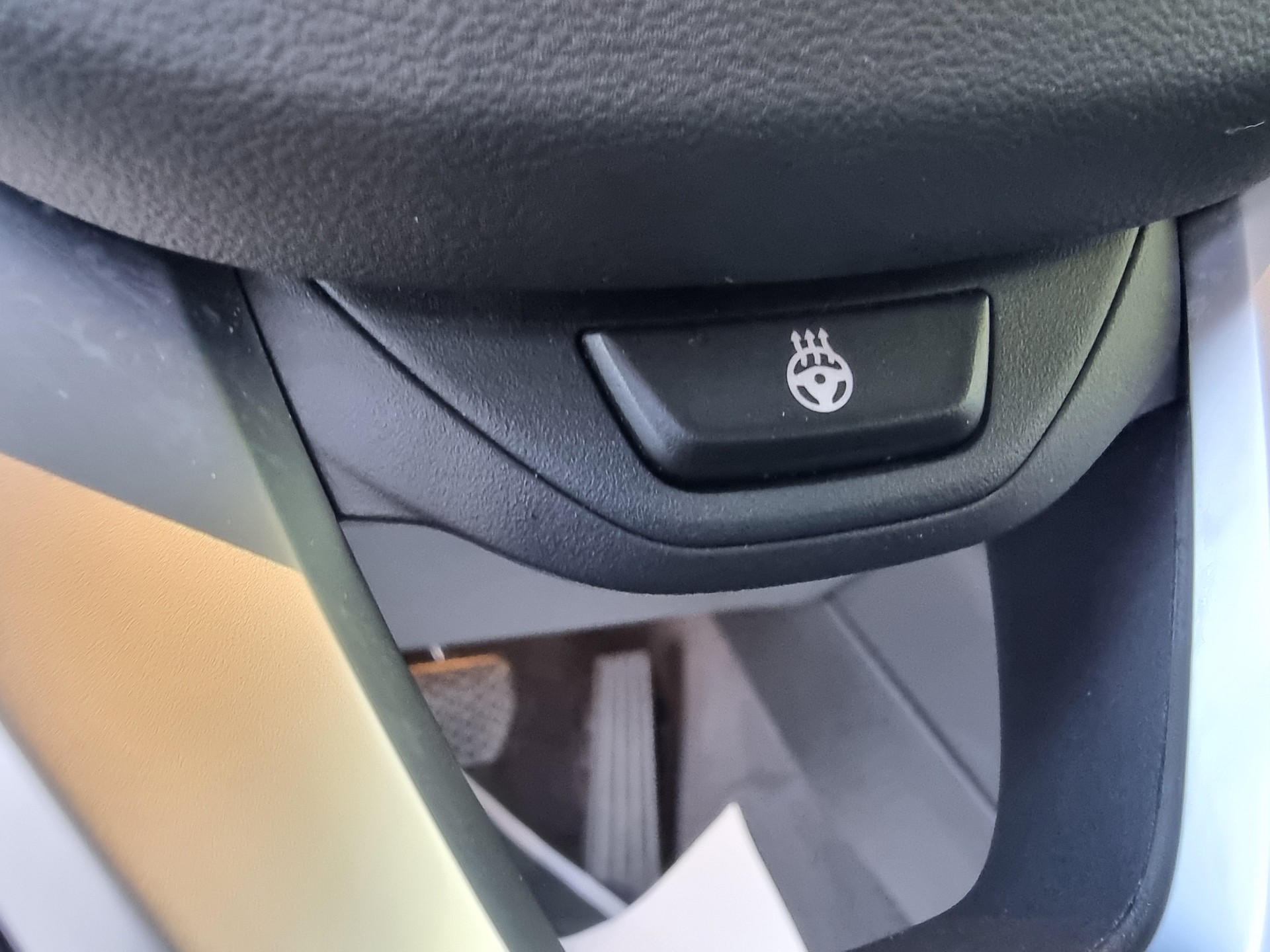BMW X3 xDrive 20i-image-8