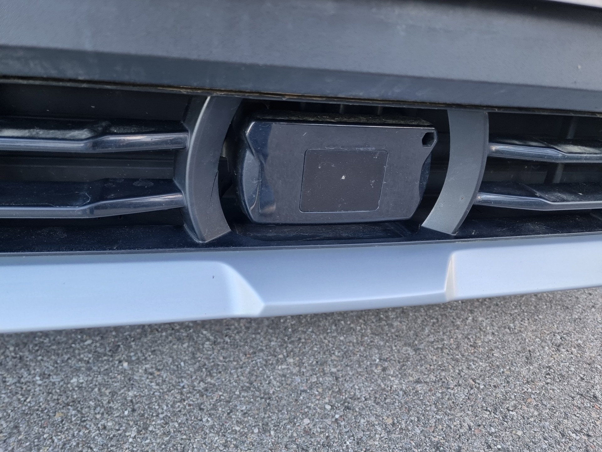 BMW X3 xDrive 20i-image-3