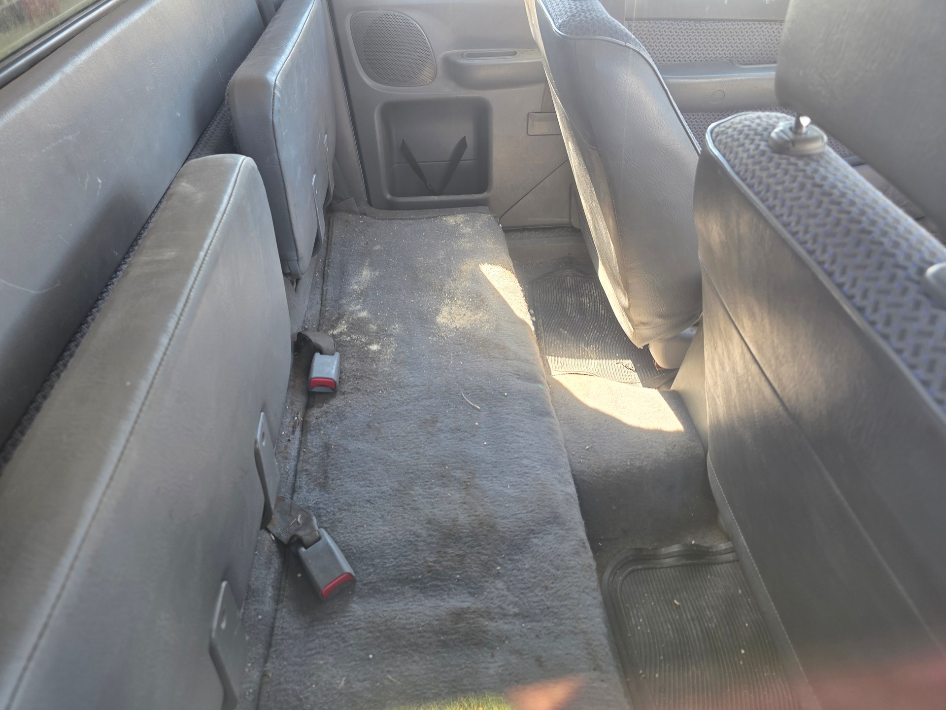 FORD Ranger XLT 2.5 TD 4x4-image-8