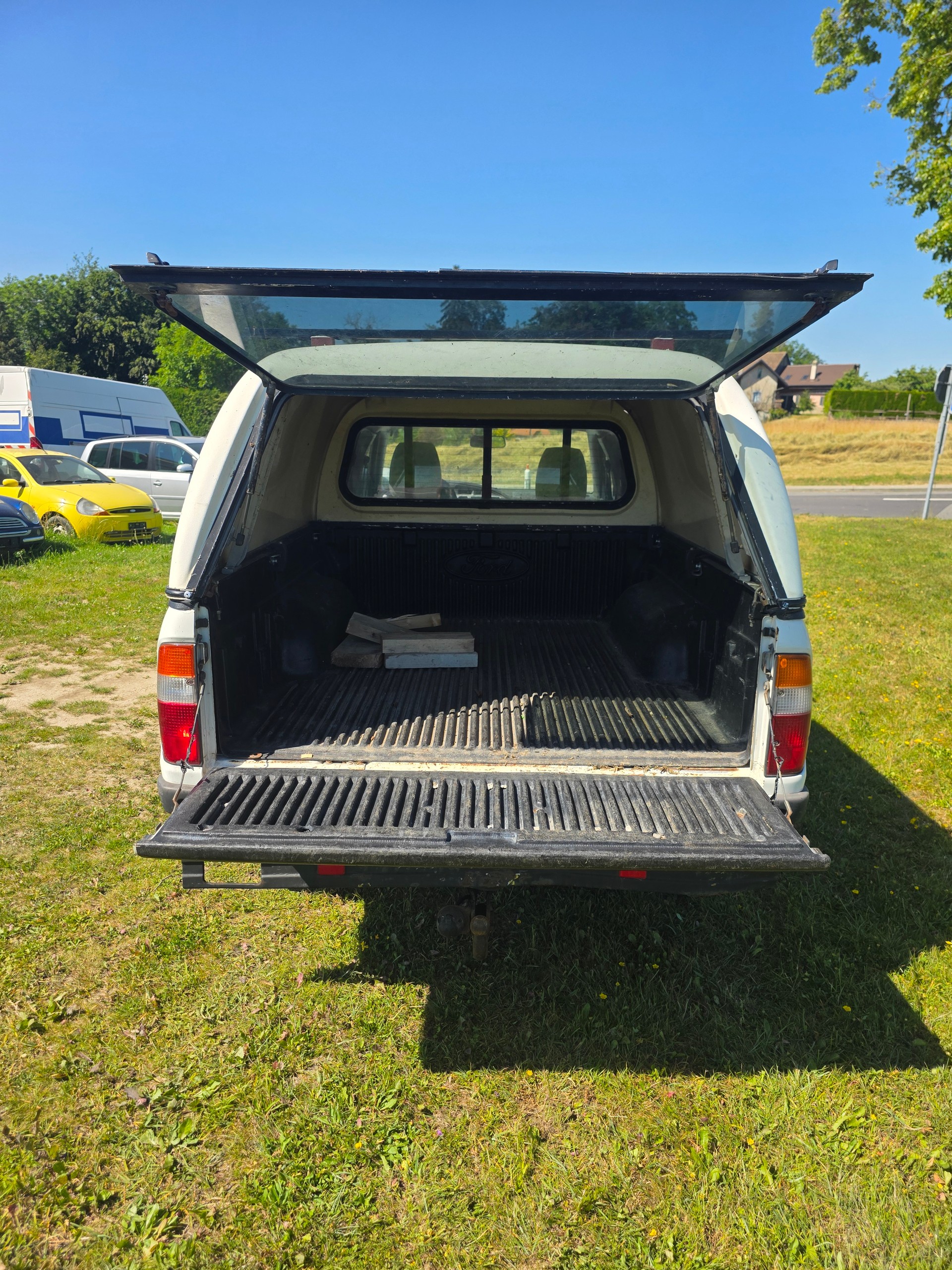 FORD Ranger XLT 2.5 TD 4x4-image-4