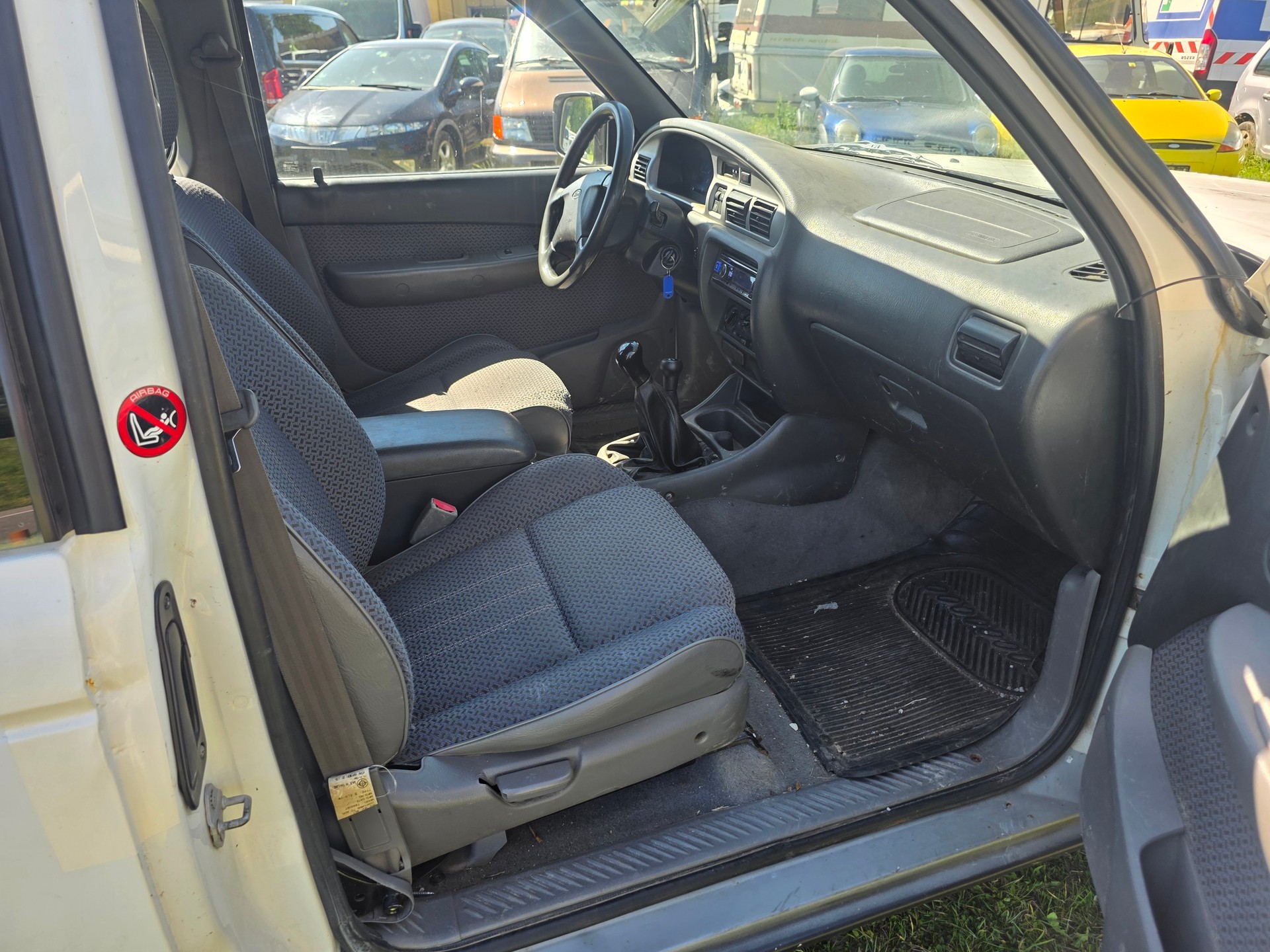 FORD Ranger XLT 2.5 TD 4x4-image-7
