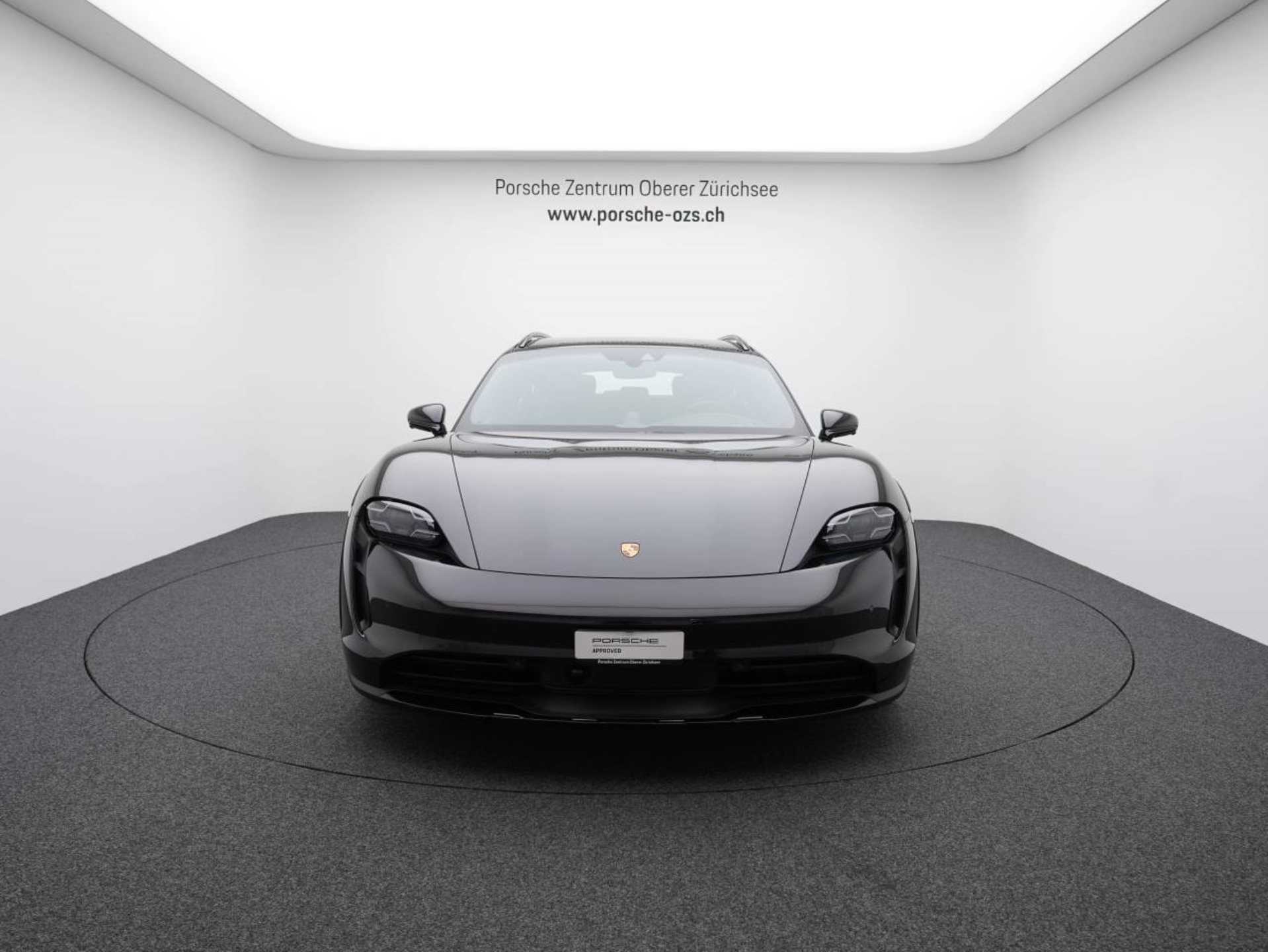 PORSCHE Taycan 4S Cross Turismo-image-9