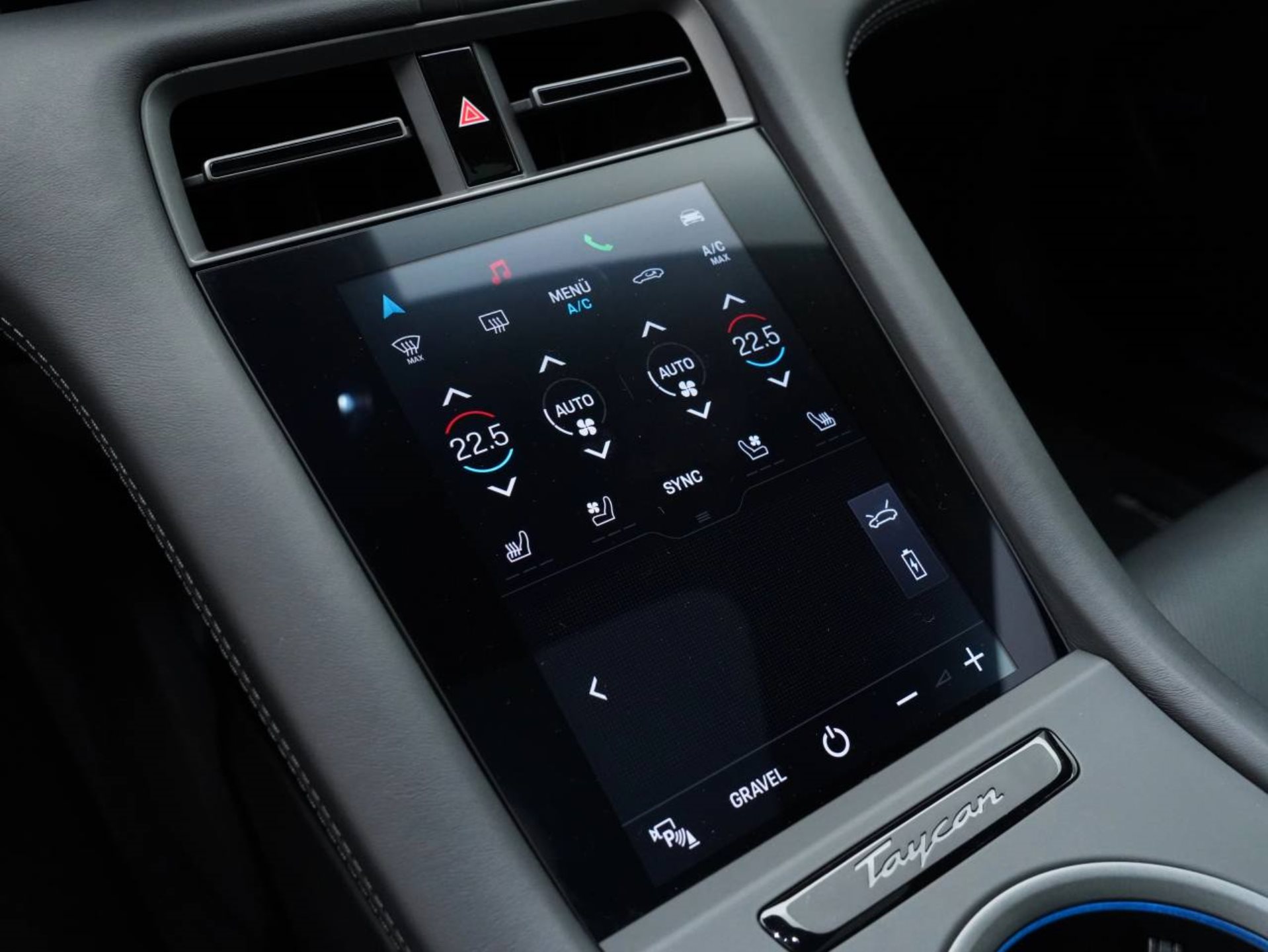 PORSCHE Taycan 4S Cross Turismo-image-19