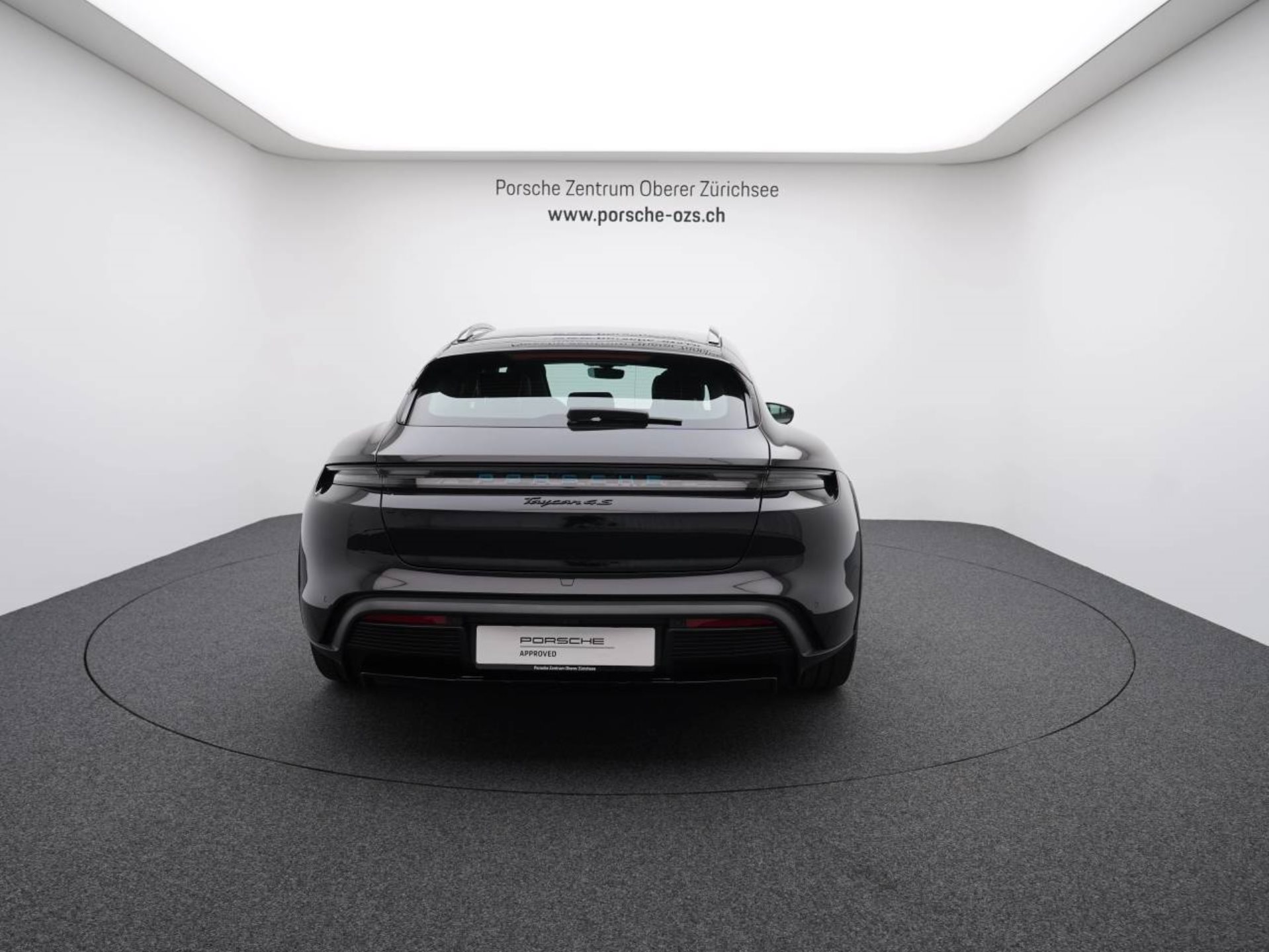 PORSCHE Taycan 4S Cross Turismo-image-5