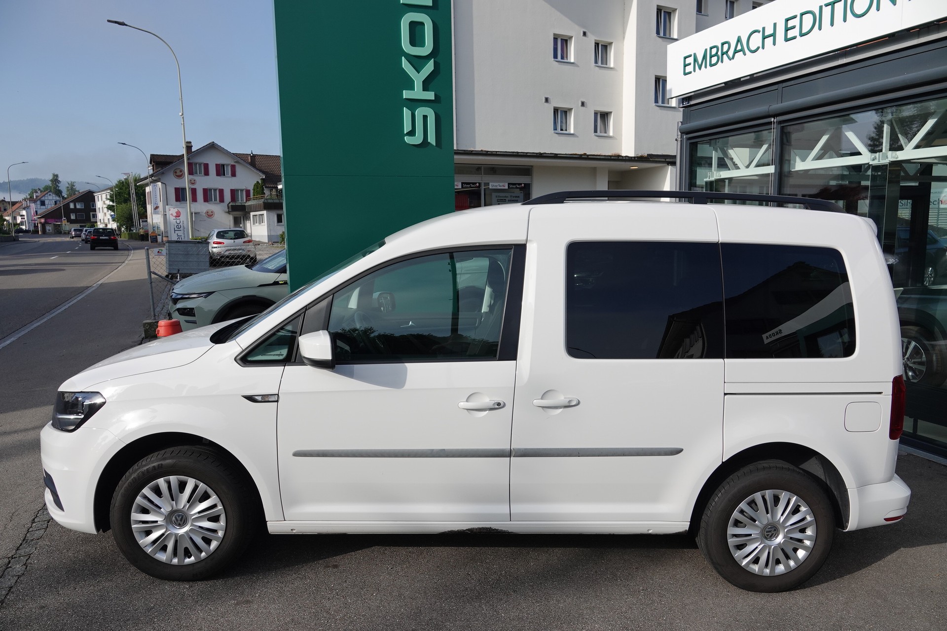 VW Caddy 1.2 TSI Family Beach-image-4