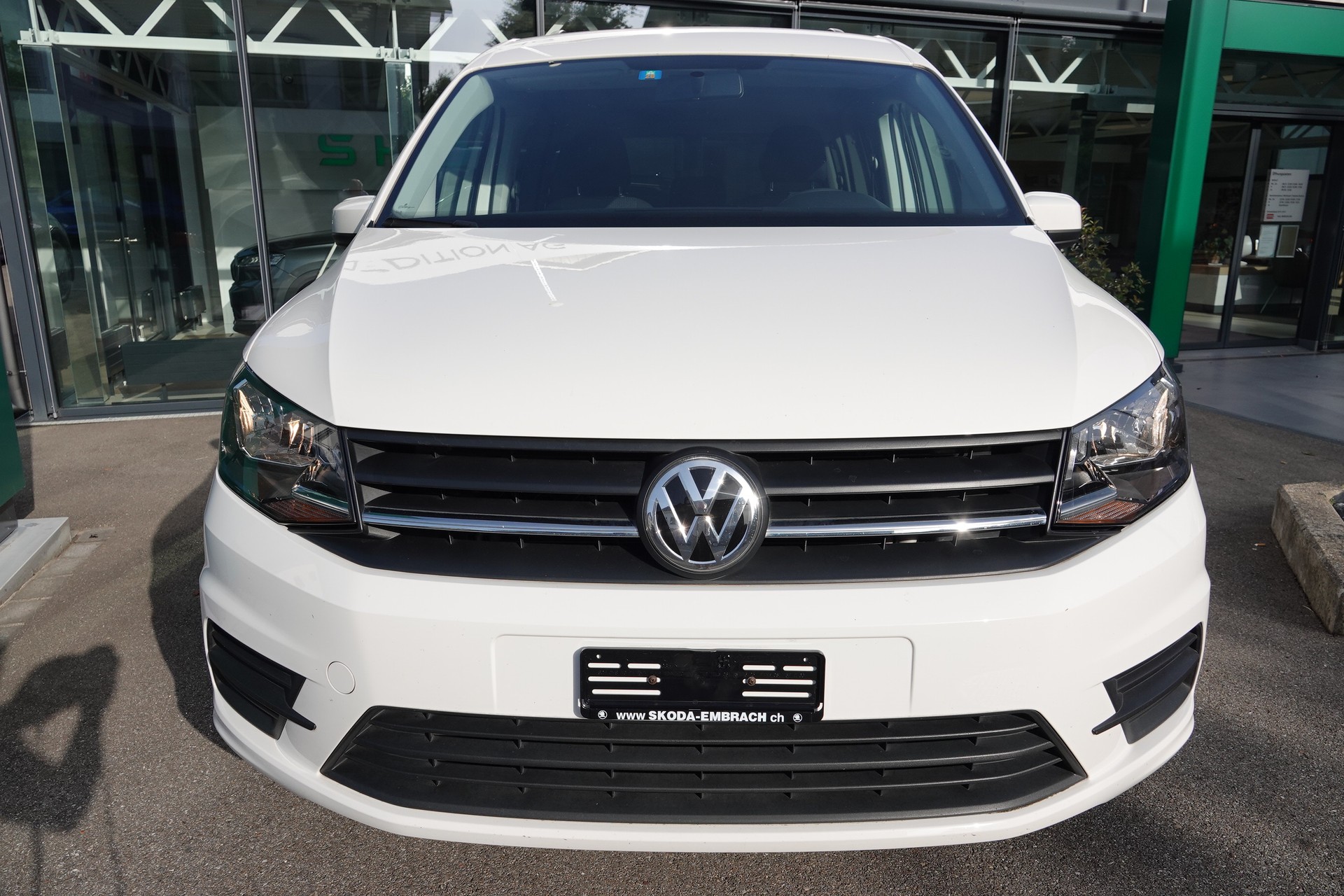 VW Caddy 1.2 TSI Family Beach-image-1