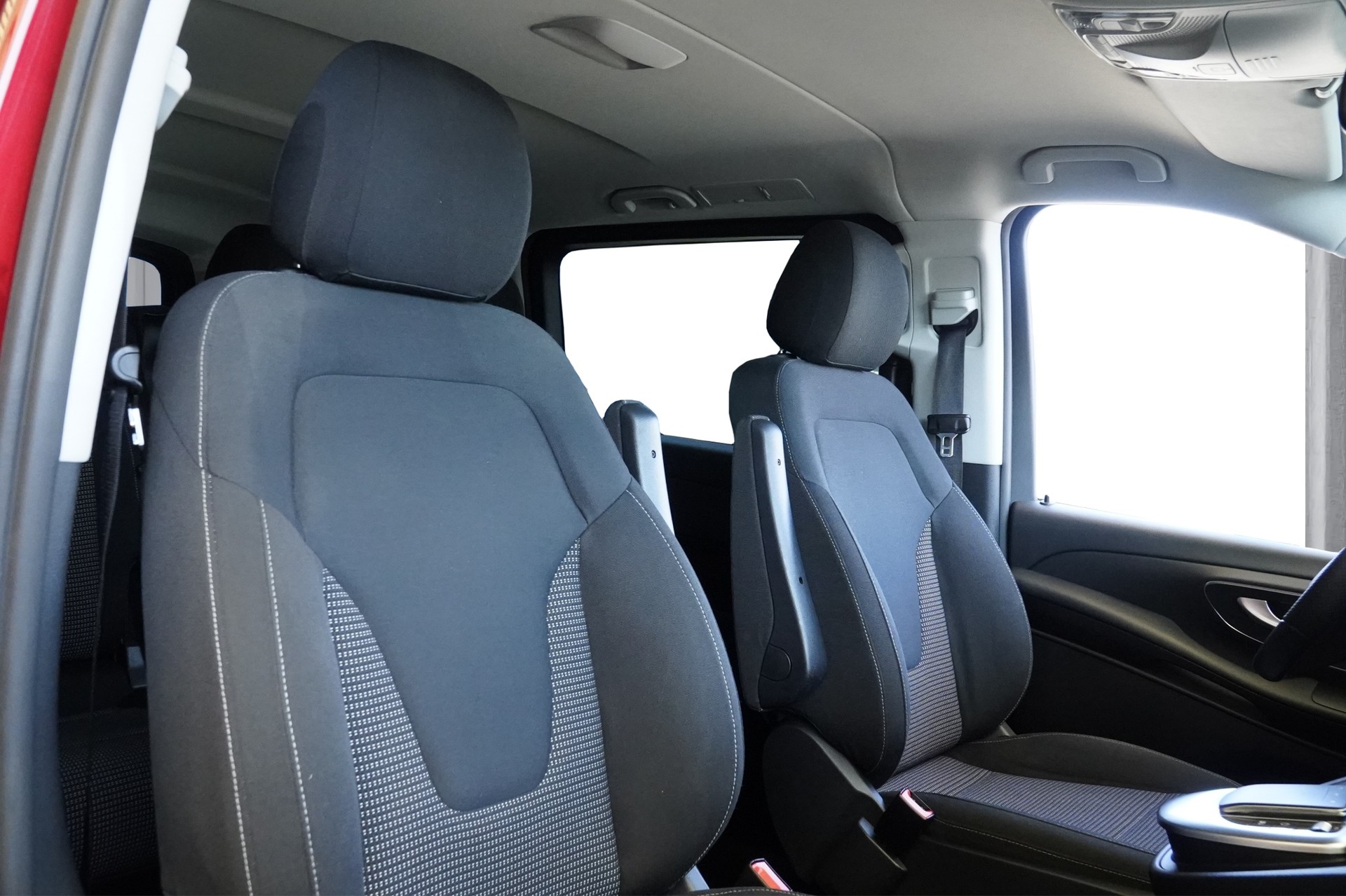 MERCEDES-BENZ V 250 d lang Avantgarde 9G-Tronic *CH Fahrzeug & Gratis-Service*-image-15