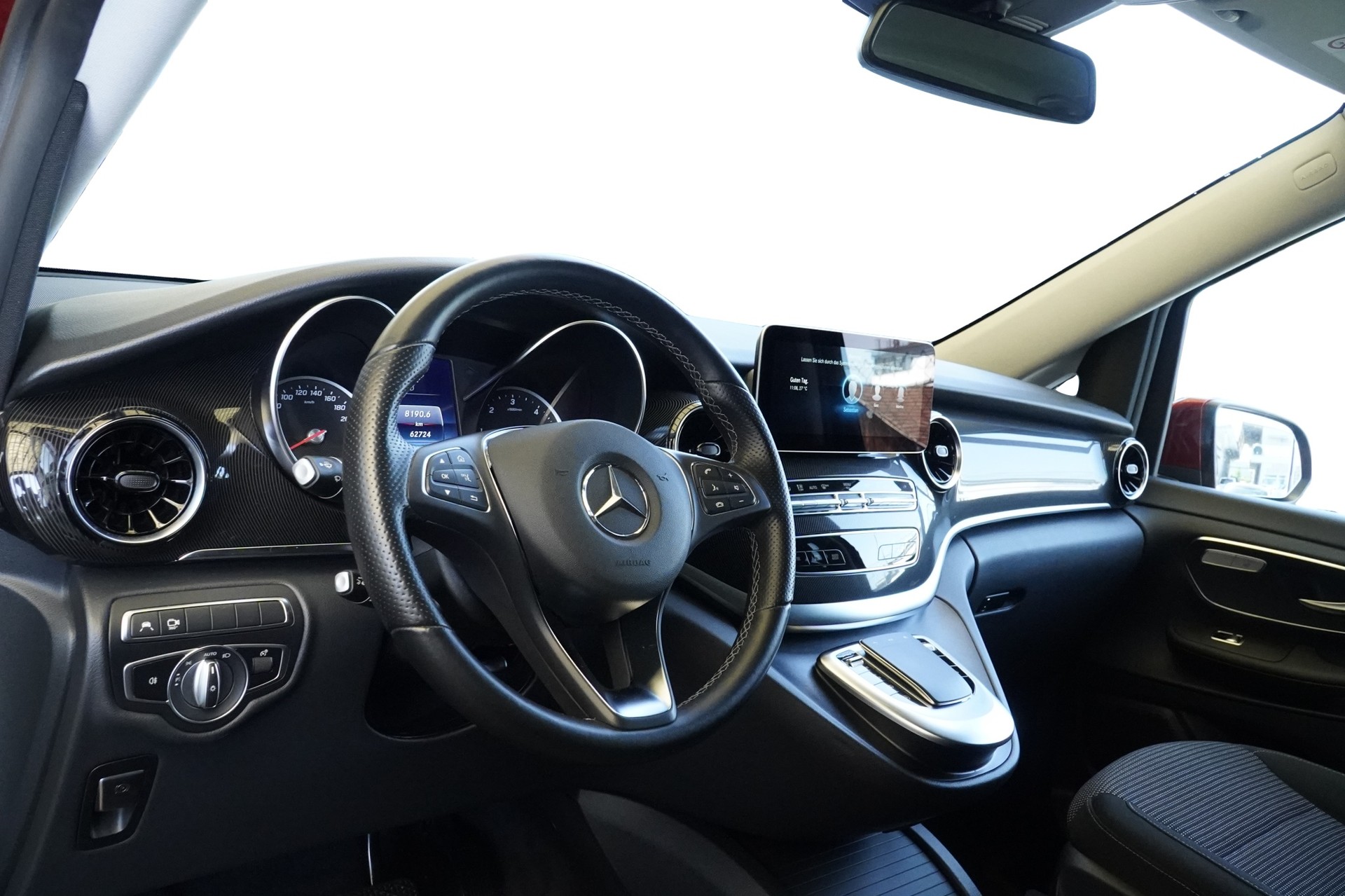 MERCEDES-BENZ V 250 d lang Avantgarde 9G-Tronic *CH Fahrzeug & Gratis-Service*-image-8