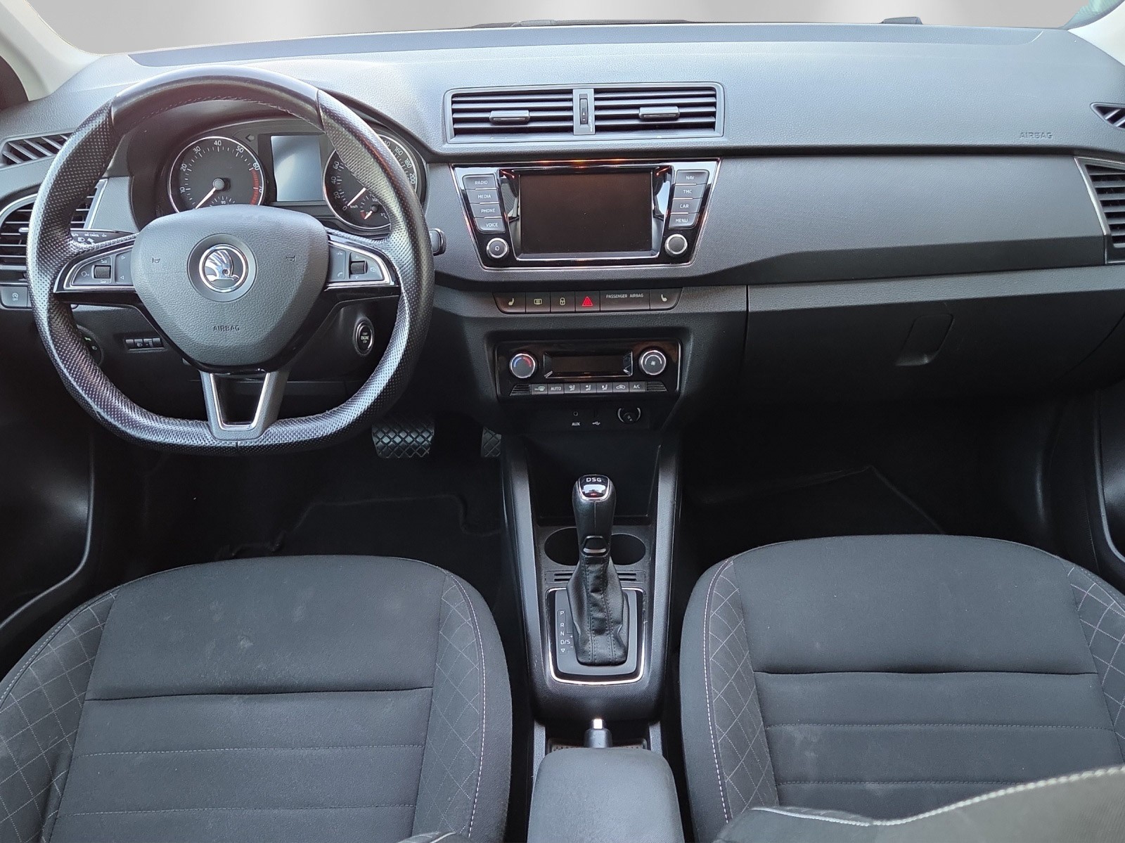 SKODA Fabia 1.2 TSI Style DSG-image-12