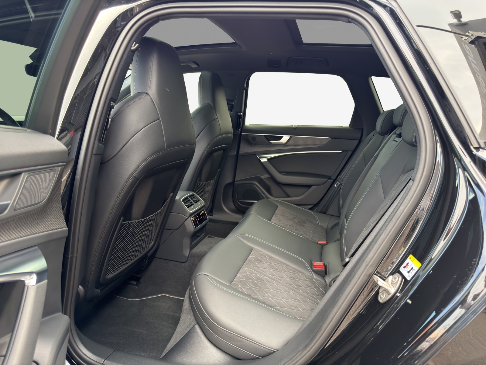 AUDI S6 Avant 3.0 TDI quattro tiptronic-image-11