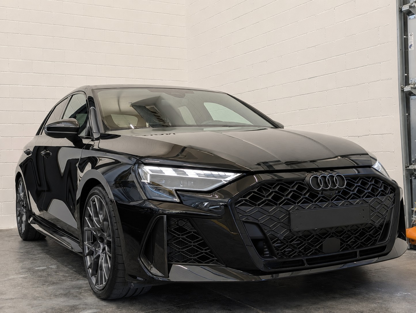 AUDI 2.5 TFSI quattro S-Tronic-image-0