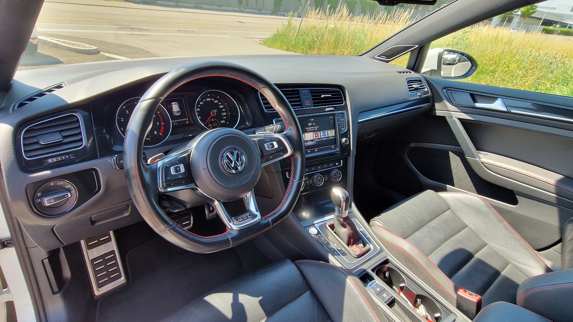 VW Golf 2.0 TSI GTI Performance DSG-image-6
