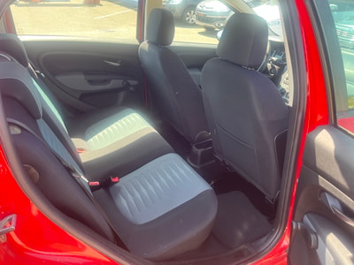 FIAT Punto 1.4 16V Sport-image-9