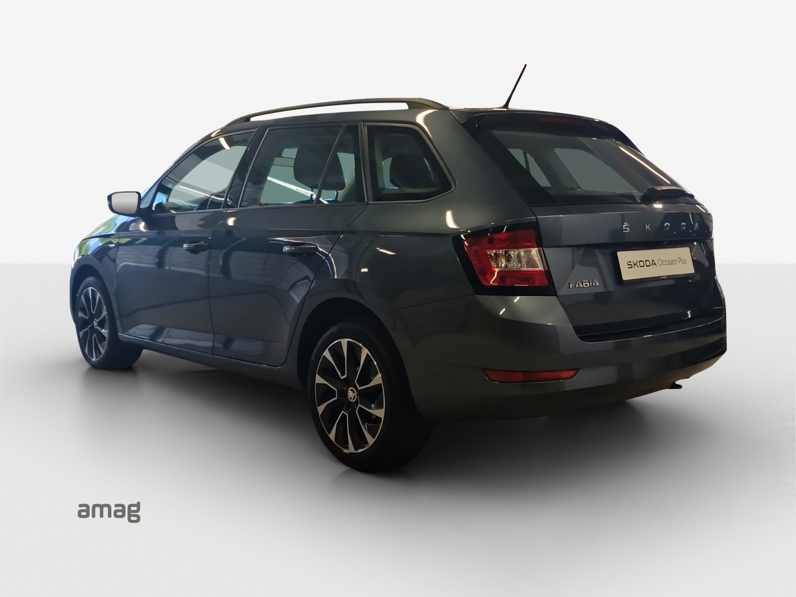 SKODA Fabia Combi 1.0 TSI Drive DSG-image-2