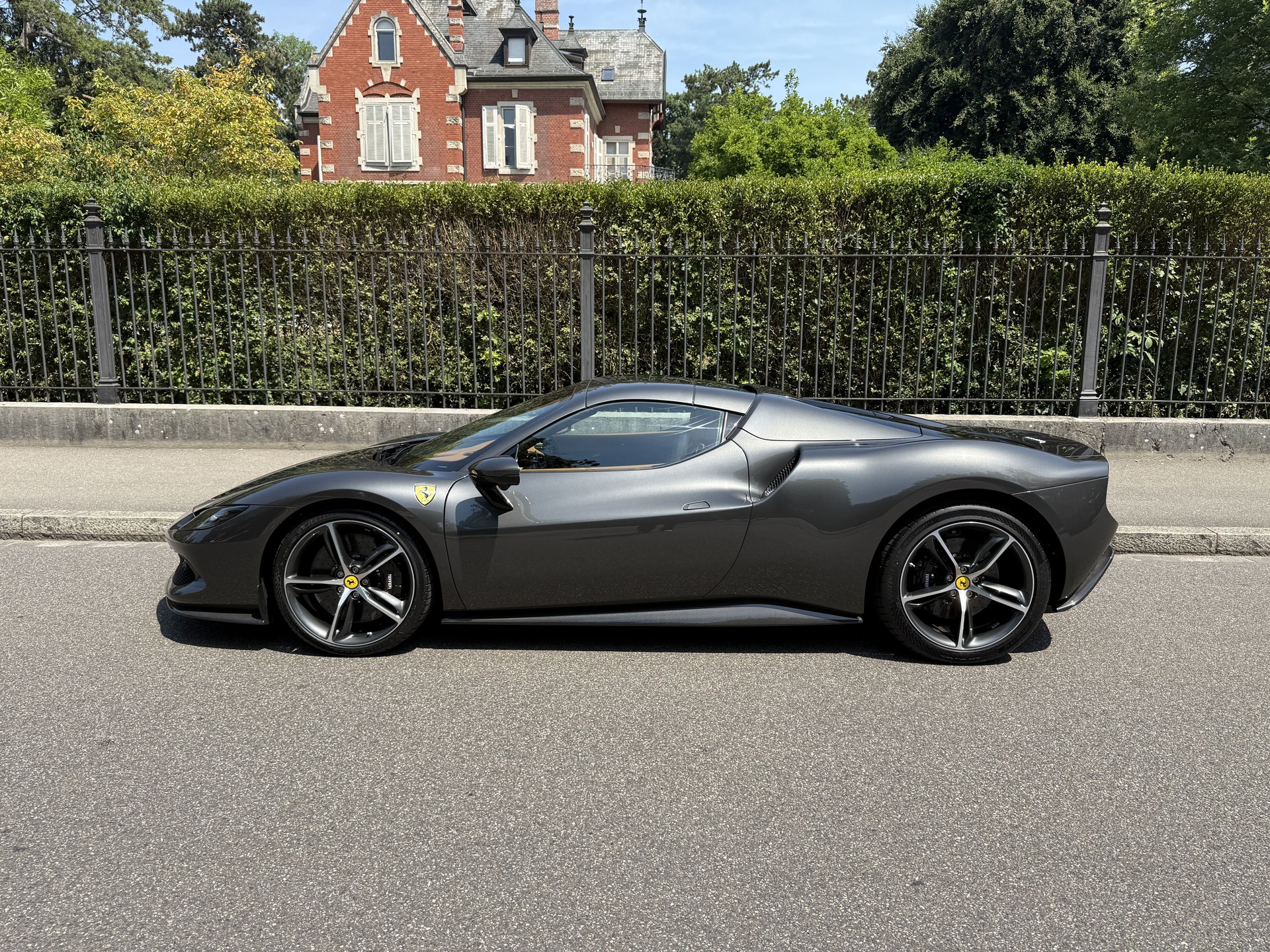 FERRARI 296 GTS-image-5