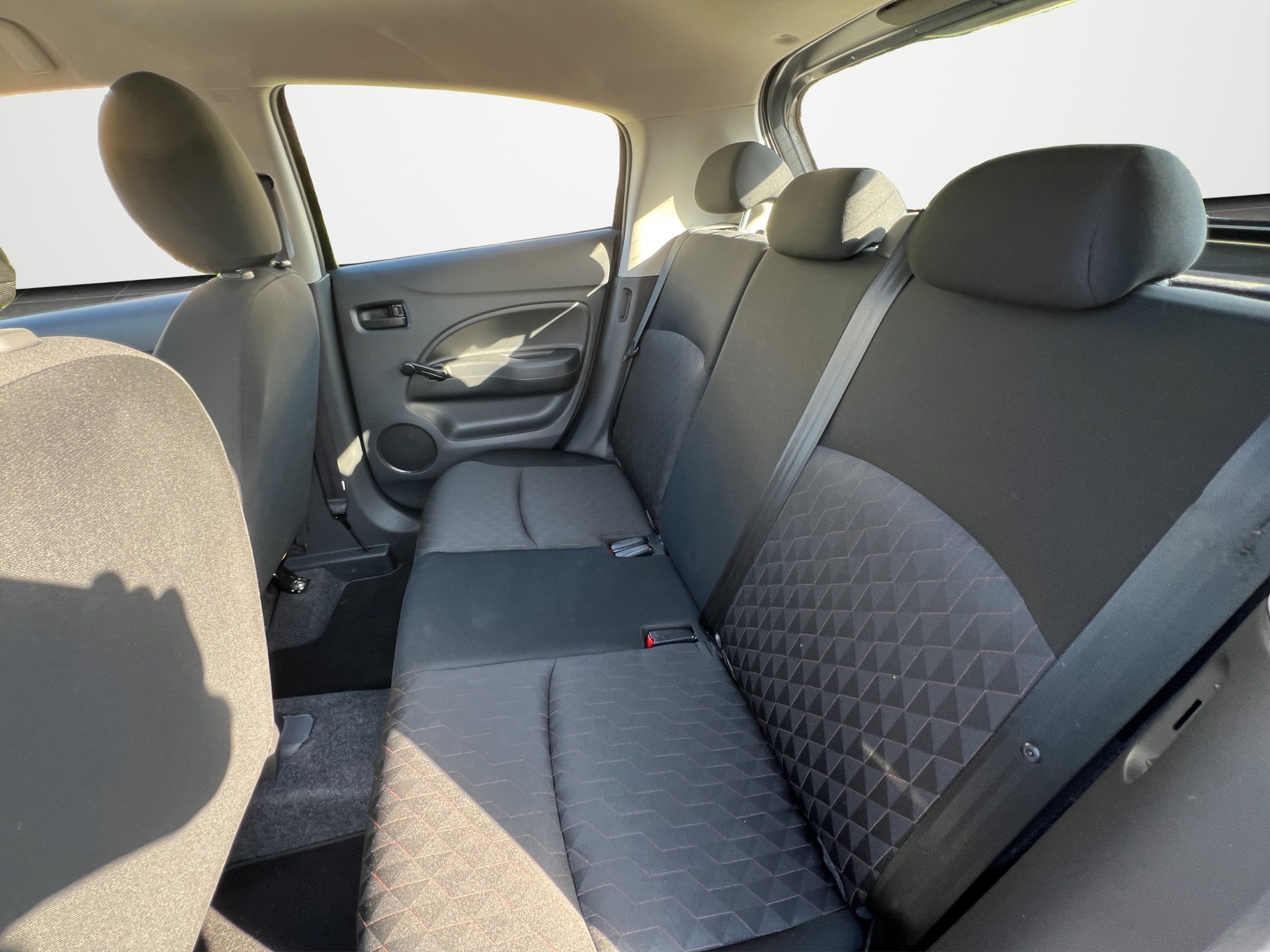 MITSUBISHI Space Star 1.2 Inform-image-11