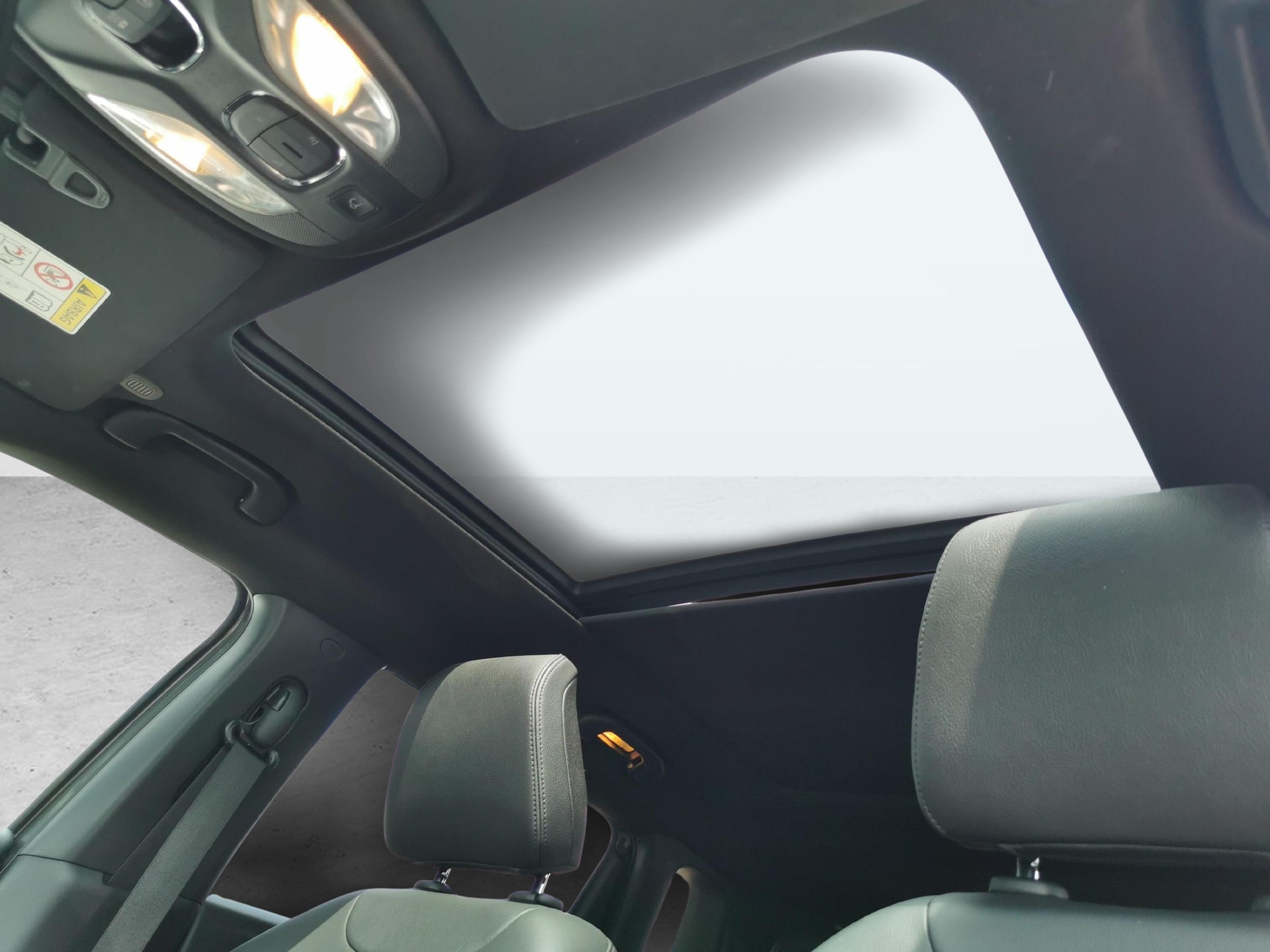 JEEP Compass 1.3 Turbo Limited-image-9