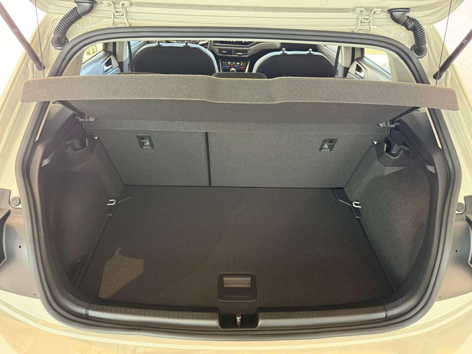 VW Polo 1.0 TSI Life DSG-image-6