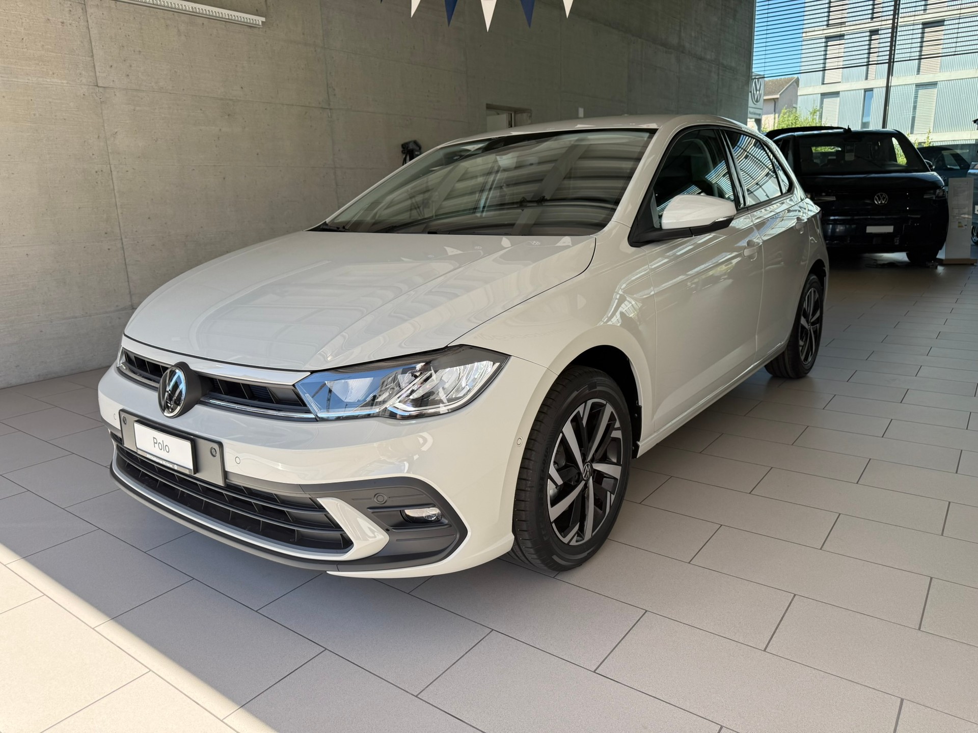 VW Polo 1.0 TSI Life DSG-showroom-element-2