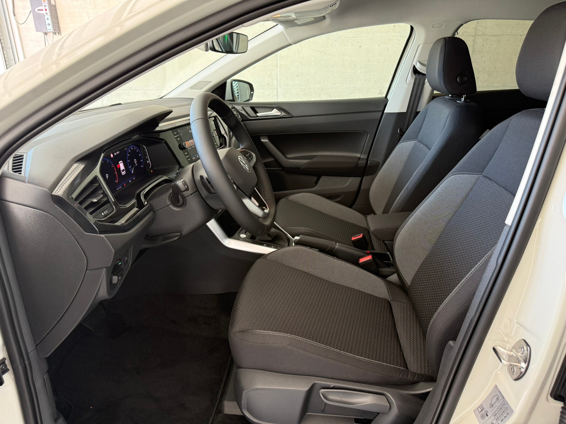 VW Polo 1.0 TSI Life DSG-image-7
