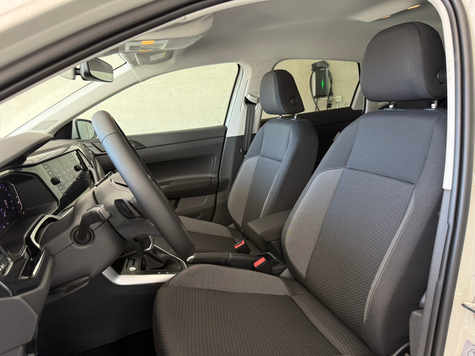 VW Polo 1.0 TSI Life DSG-image-12