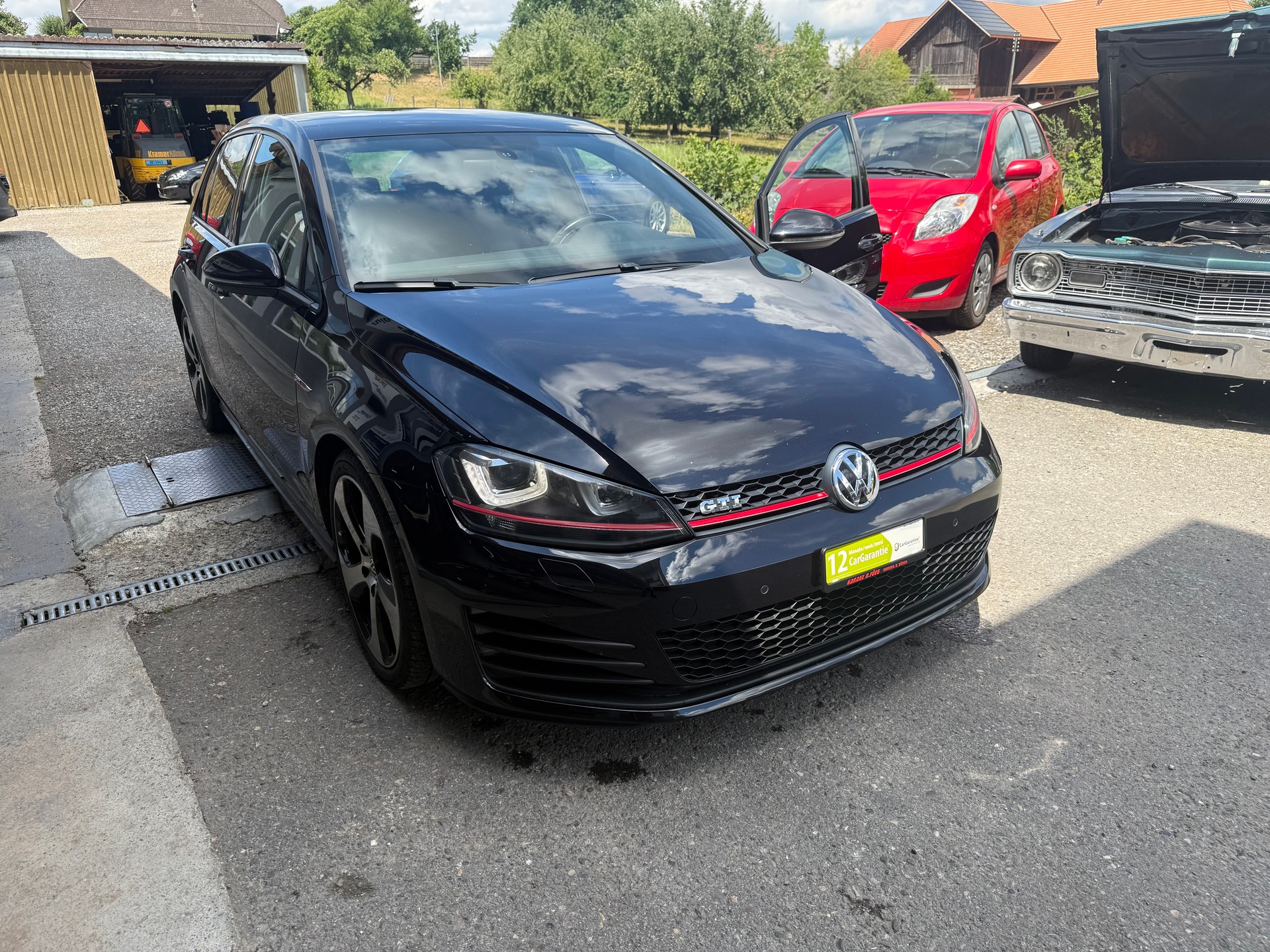VW Golf 2.0 TSI GTI-image-1