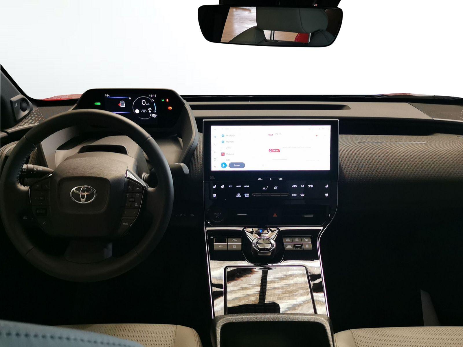 TOYOTA bZ4X 6.6 kw OBC Premium AWD-image-5