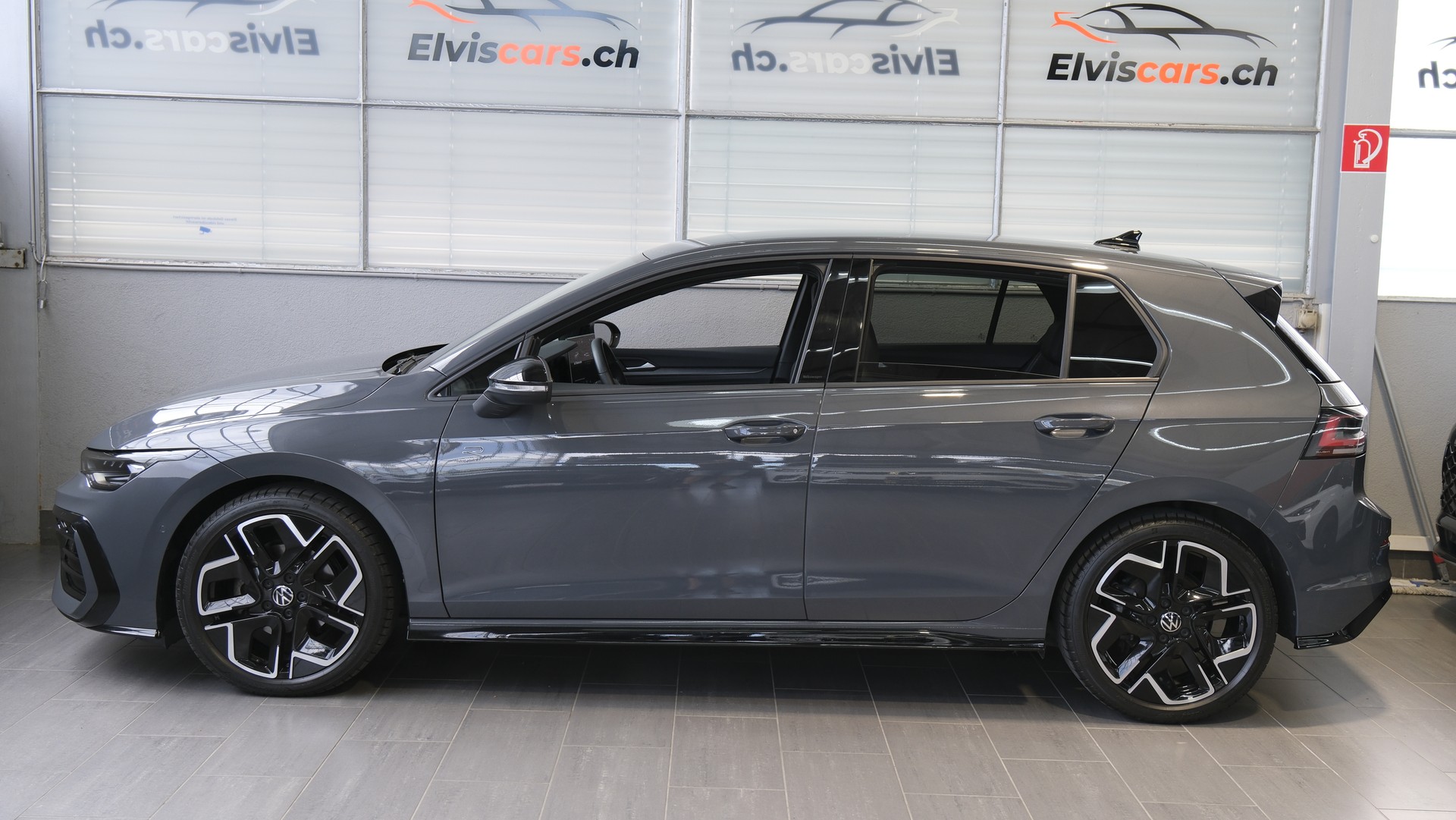 VW Golf 1.5 e TSI mHEV R-Line DSG * Black Style *-image-7