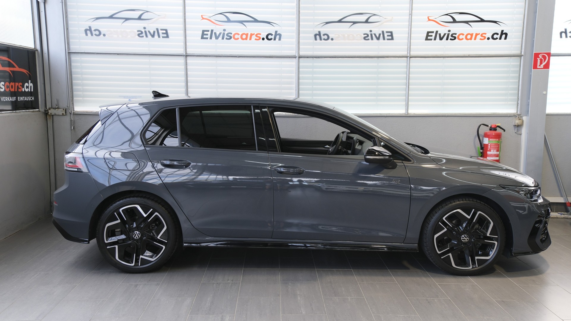 VW Golf 1.5 e TSI mHEV R-Line DSG * Black Style *-image-27