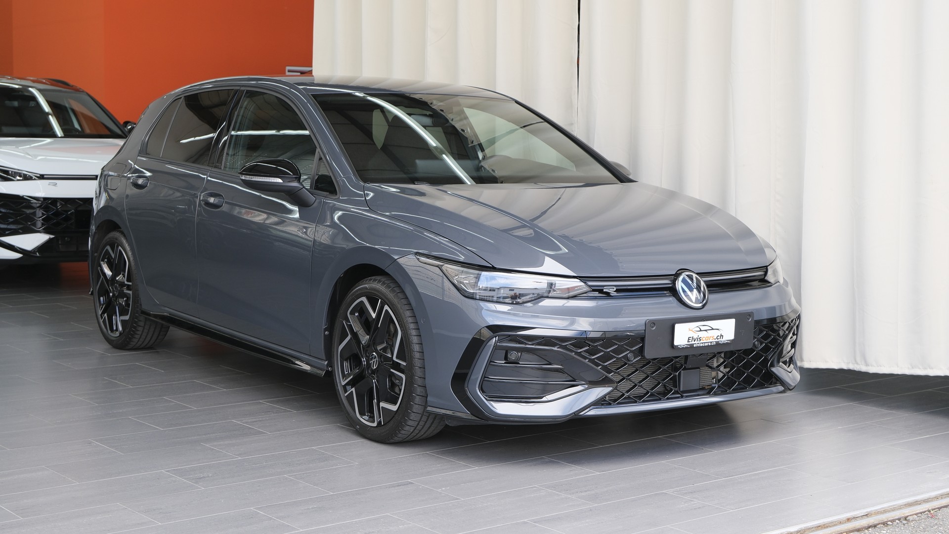 VW Golf 1.5 e TSI mHEV R-Line DSG * Black Style *-image-1