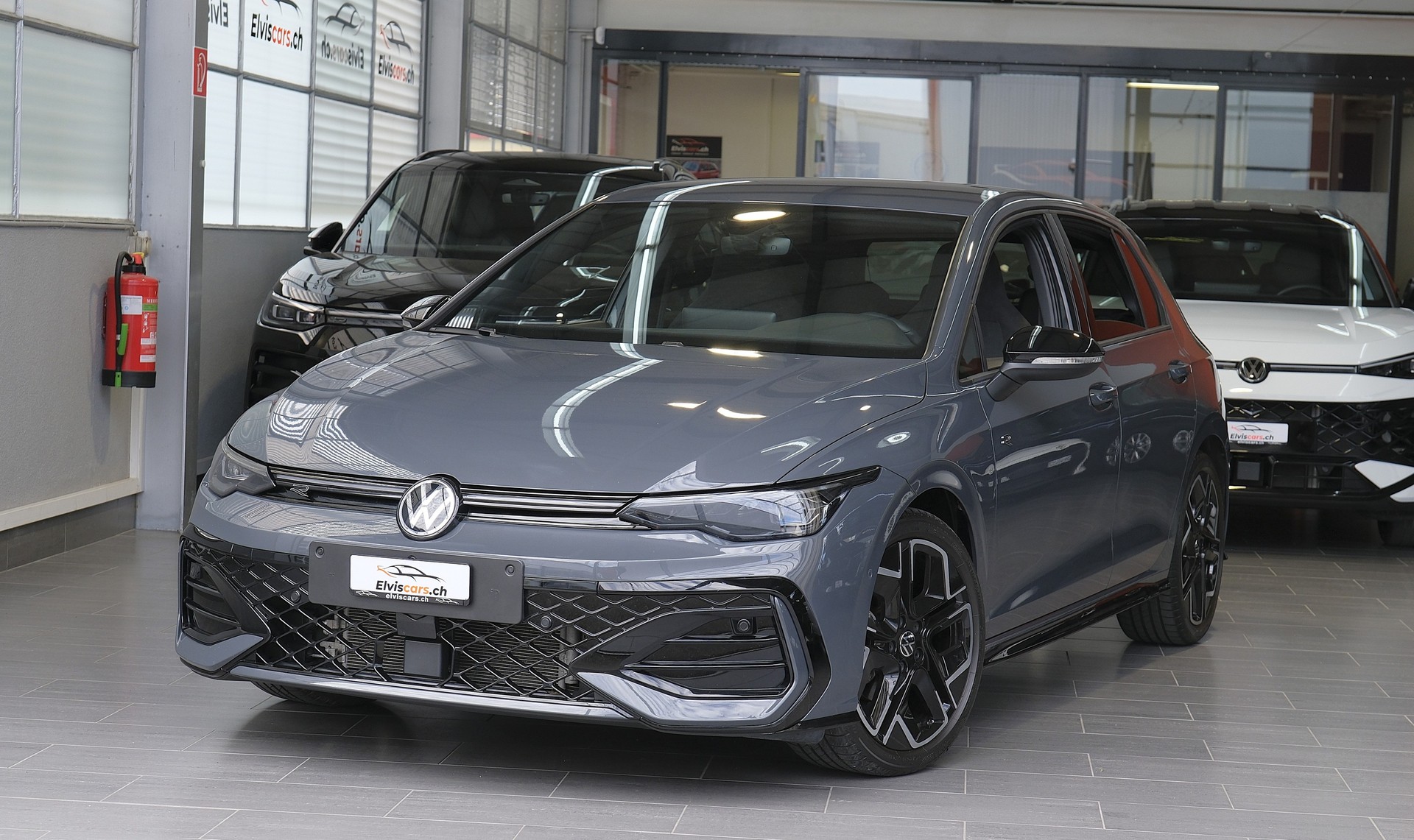 VW Golf 1.5 e TSI mHEV R-Line DSG * Black Style *-image-0