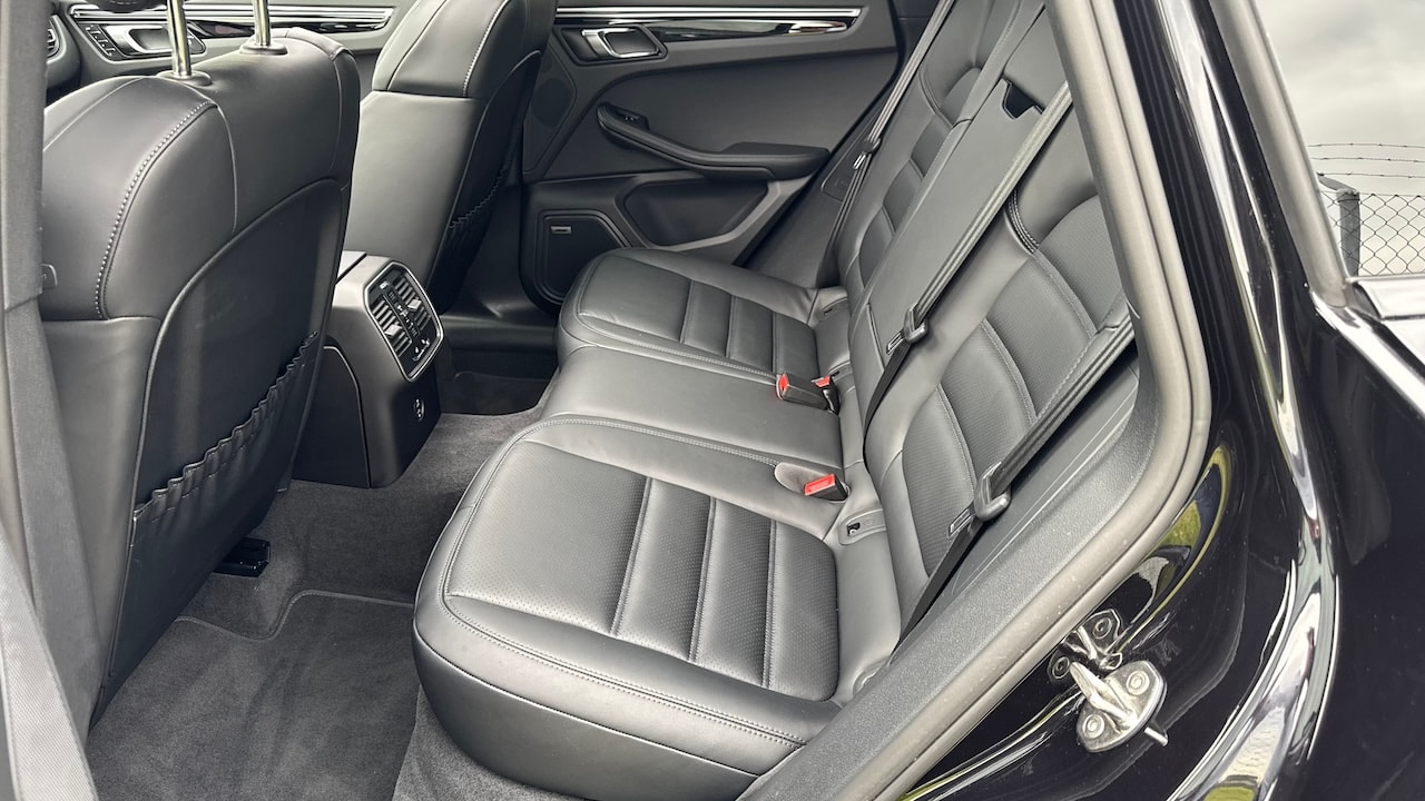 PORSCHE Macan S PDK-image-27