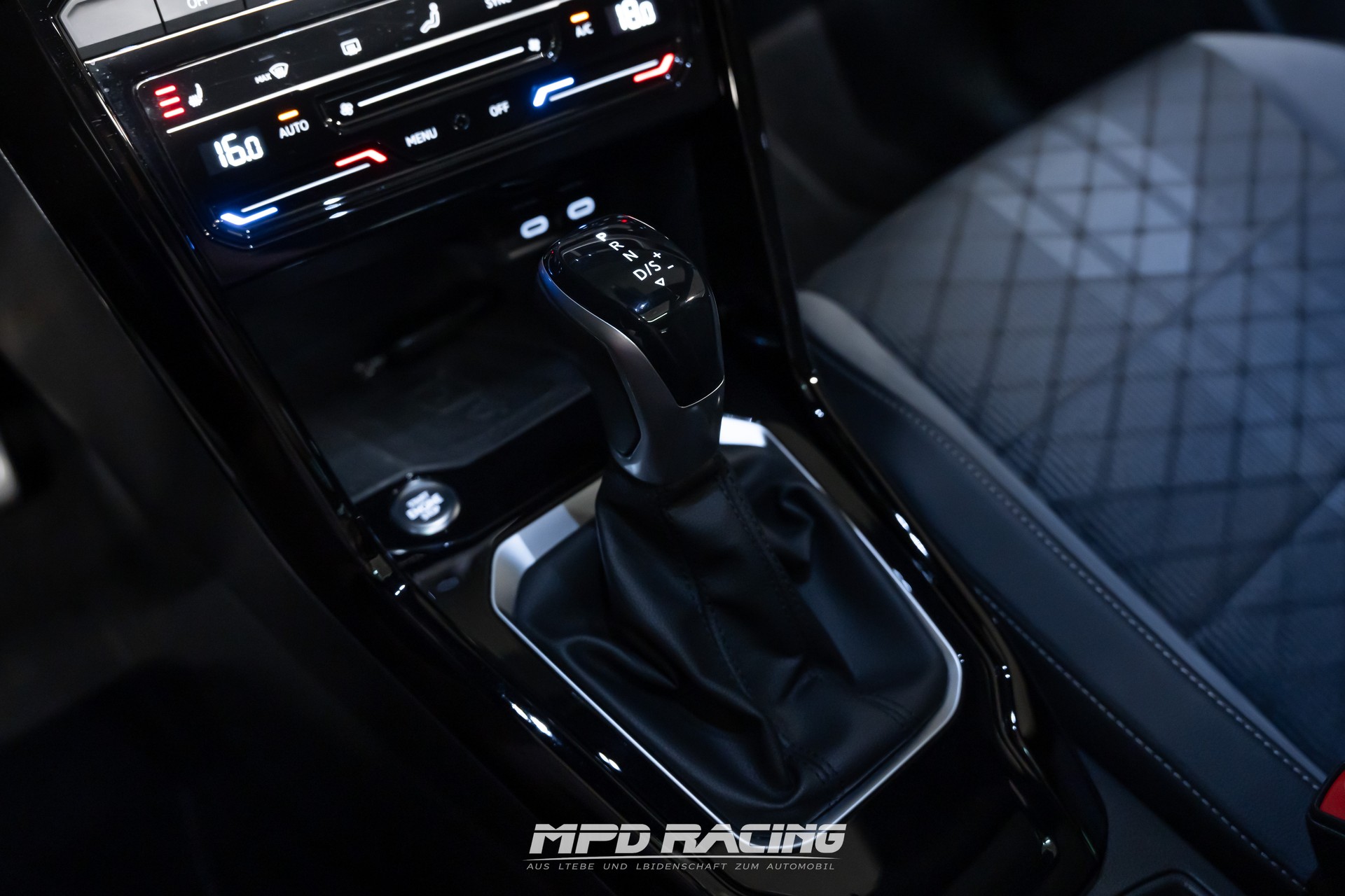 VW T-Roc 1.5 TSI EVO R-Line DSG-image-24