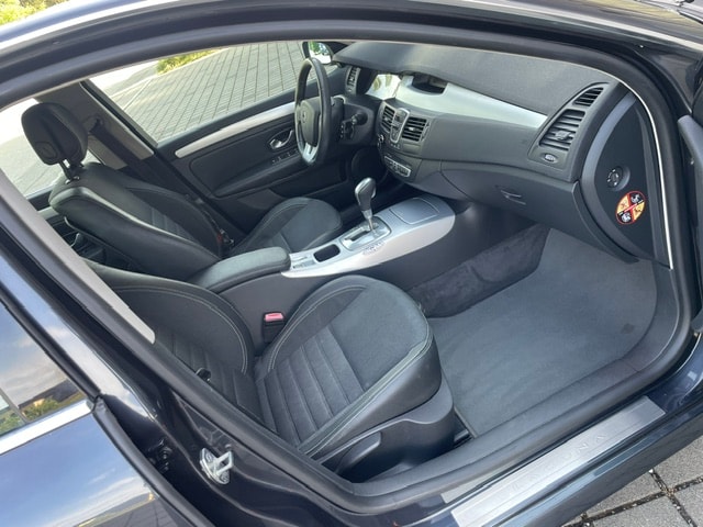 RENAULT Laguna 2.0 16V T Dynamique Automatic-image-16