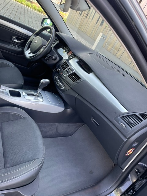 RENAULT Laguna 2.0 16V T Dynamique Automatic-image-15