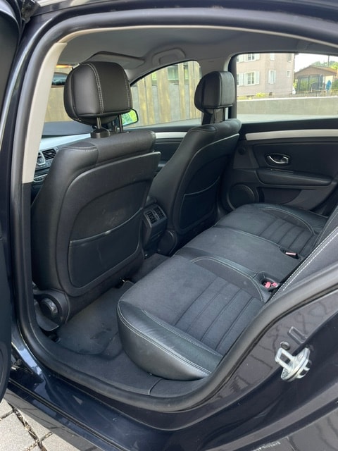 RENAULT Laguna 2.0 16V T Dynamique Automatic-image-18