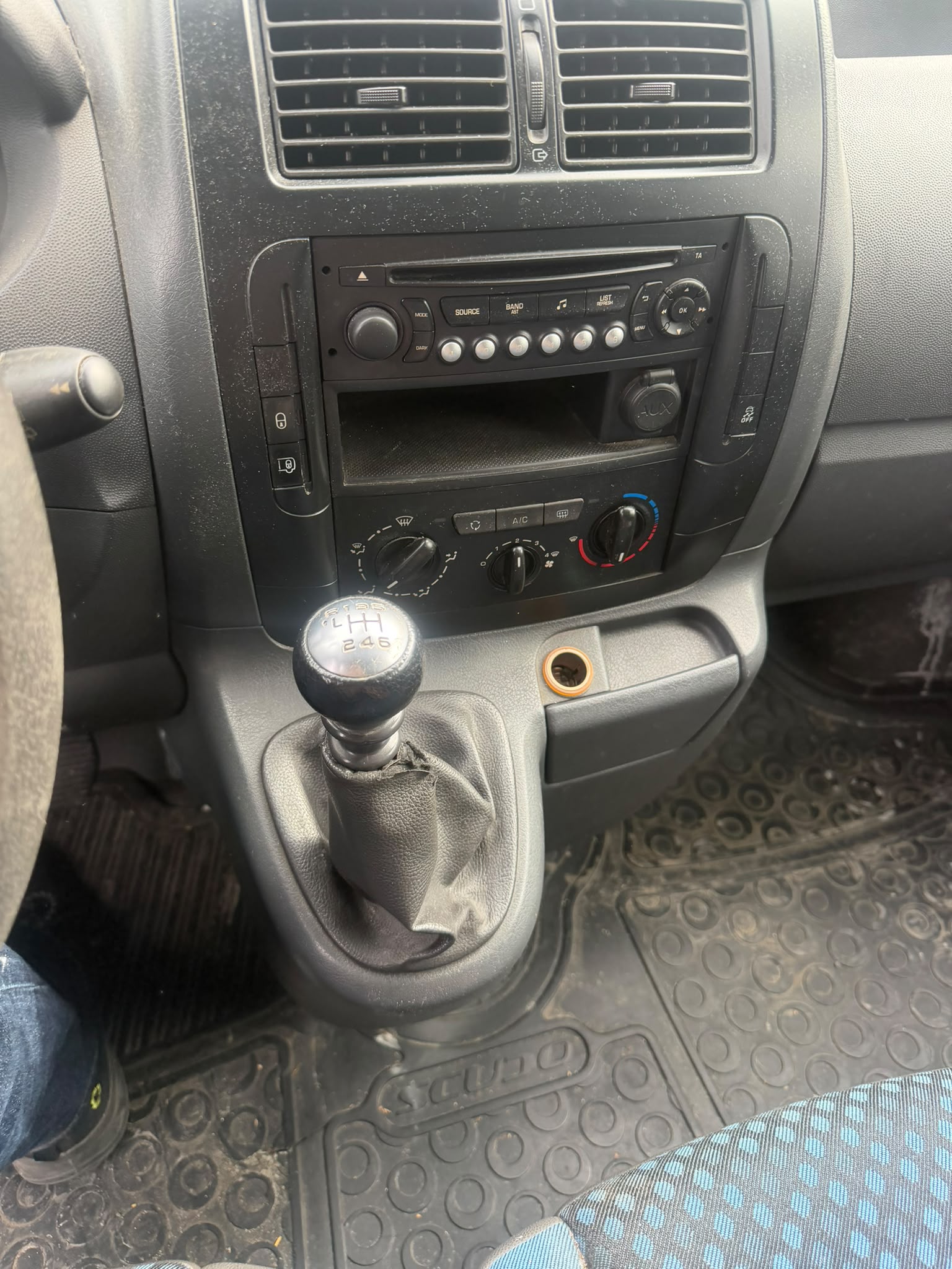 FIAT Scudo 2.0 MJ Comfort 1.2t-image-7