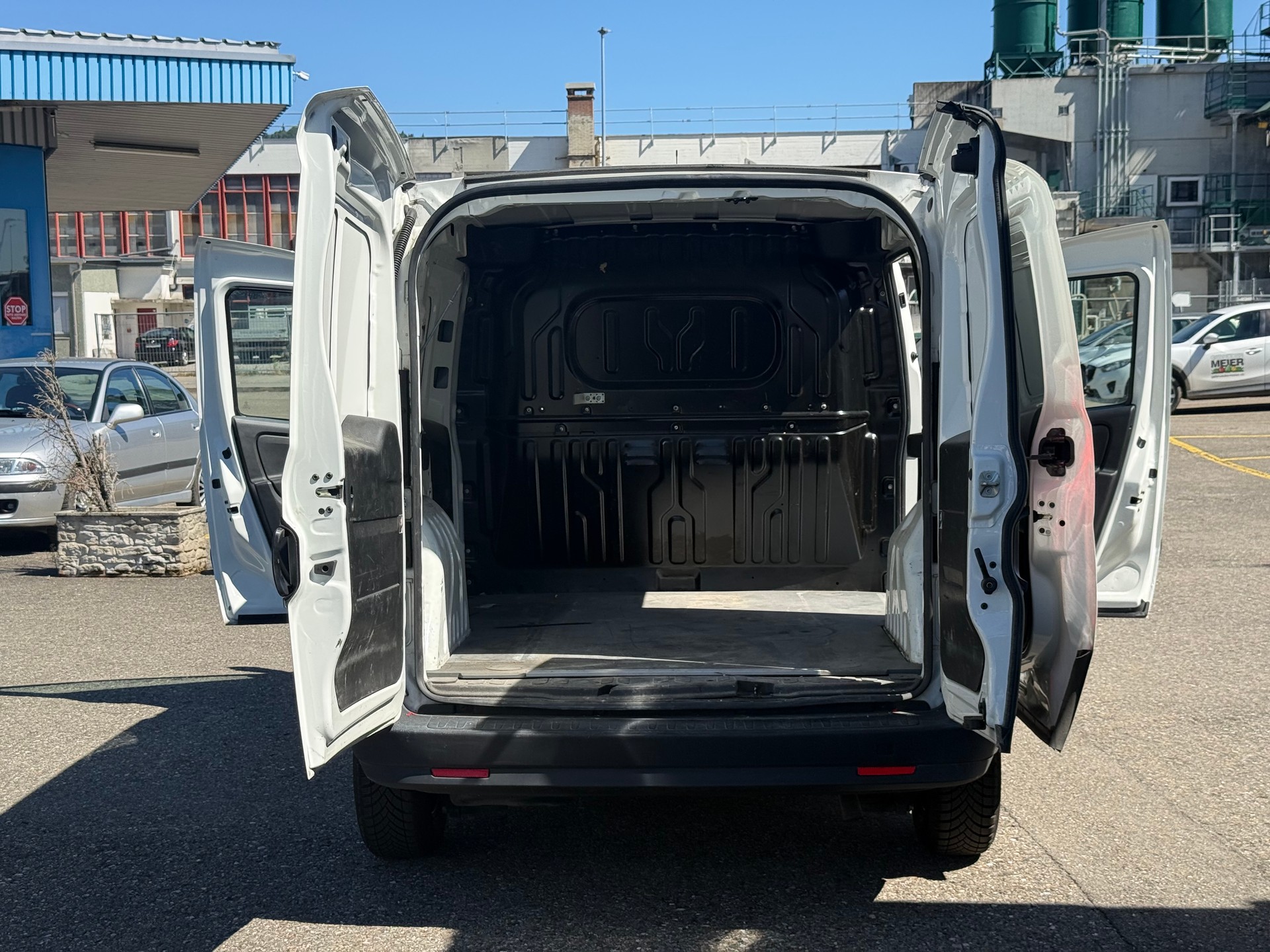FIAT Doblò 1.6 Multijet Cargo Base-image-7